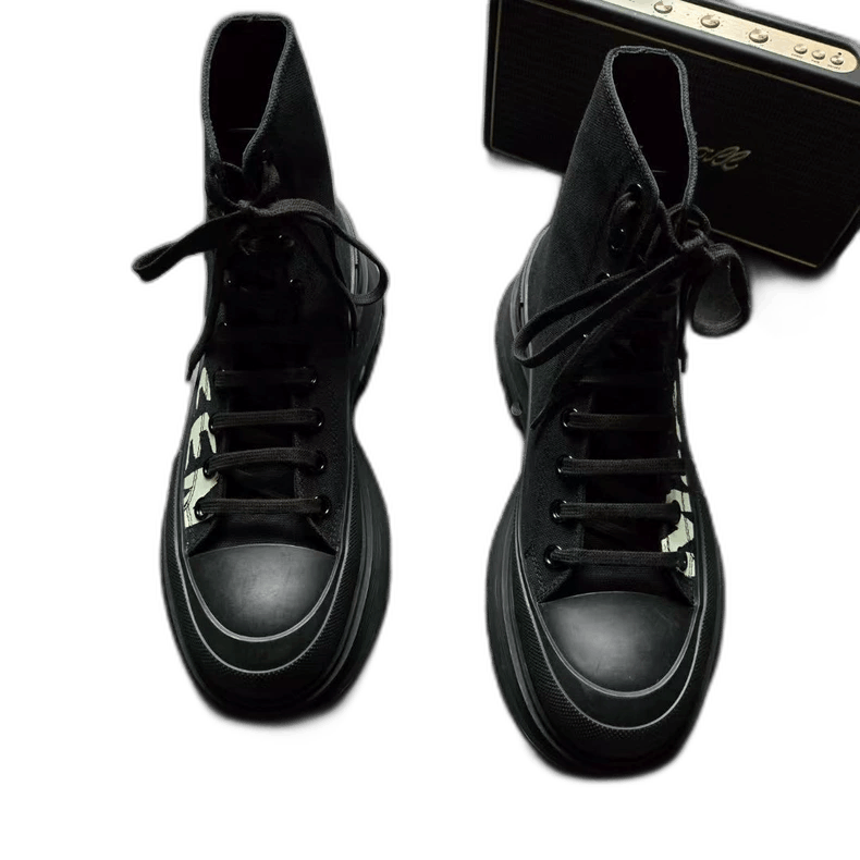 Alexander McQueen Alexander McQueen Black and White Martin Boots Size US 9 / EU 42 - 1 Thumbnail