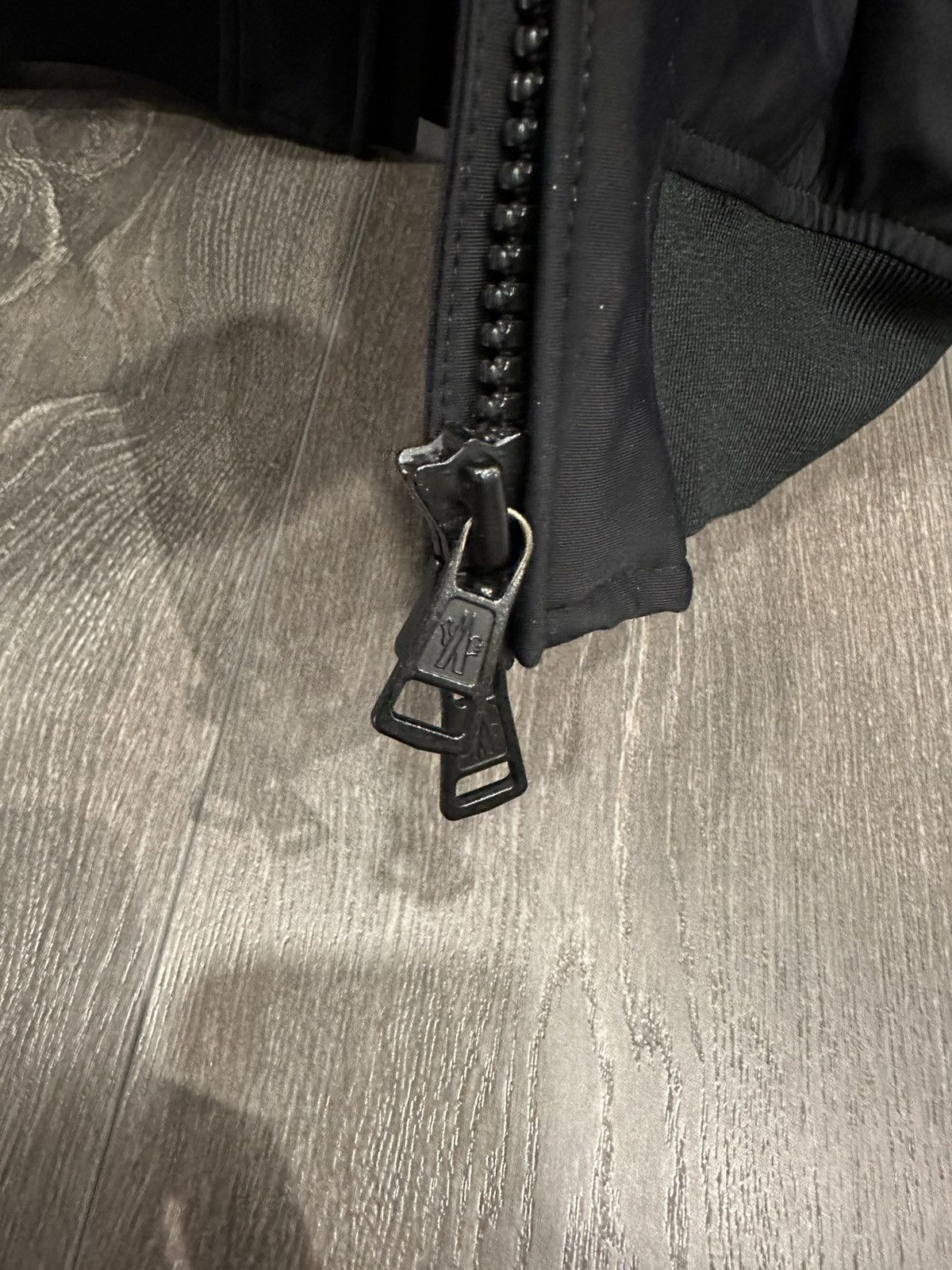 Moncler Moncler Derva Goibbotto Size US M / EU 48-50 / 2 - 6 Thumbnail