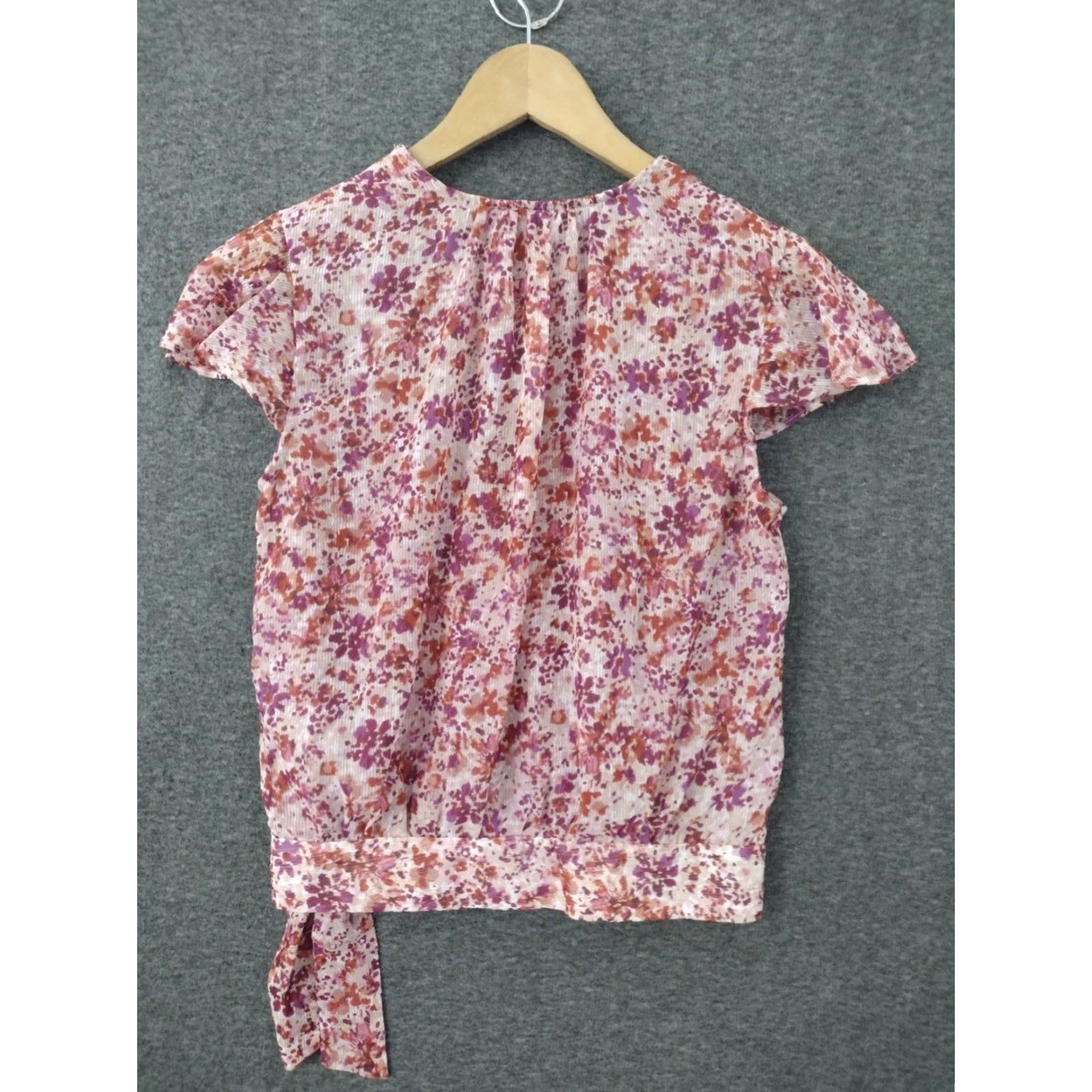 Banana Republic Banana Republic Plunge V-Neck Multicolor Tie Side Cap Sleeves XS Blouse Womens Floral Pattern Lightweight Polyester Blended Fabric Short Sleeve Size ONE SIZE - 2 Thumbnail