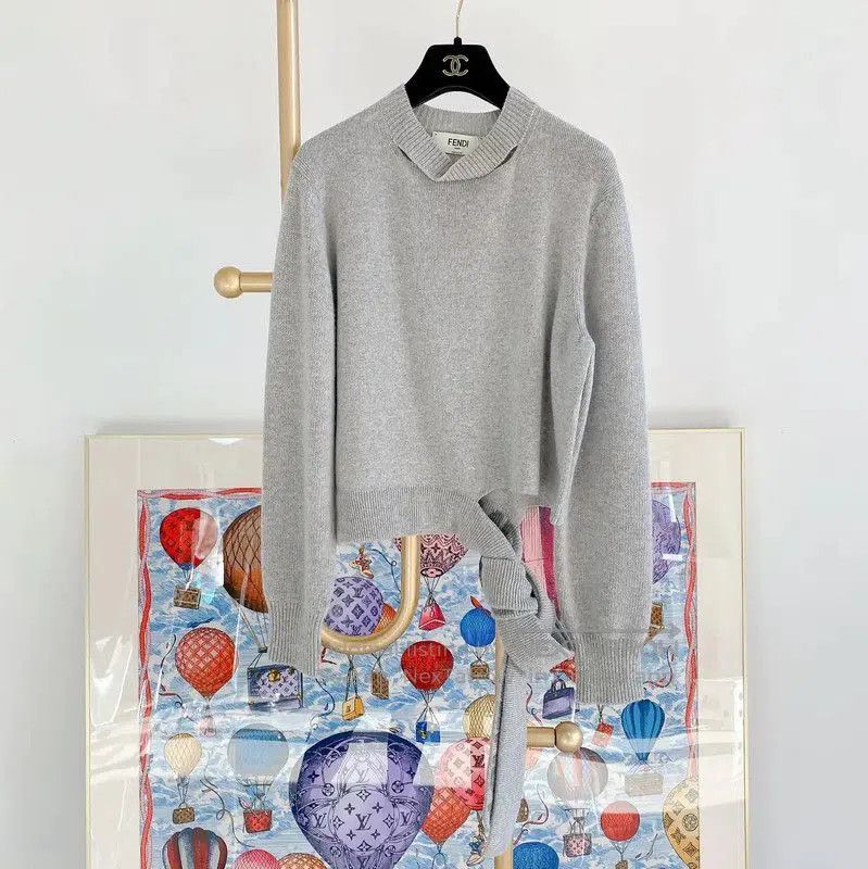 Fendi Fendi Gray Wool Blend Long Sleeve Sweater . Size M / US 6-8 / IT 42-44 - 1 Thumbnail