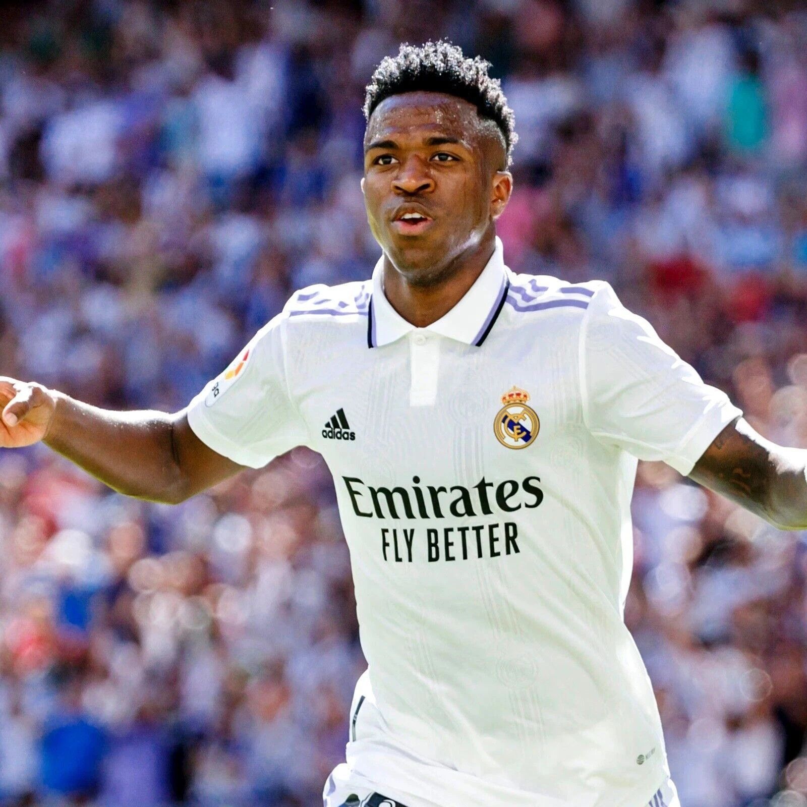 Adidas REAL MADRID ADIDAS 2022/2023 FOOTBALL HOME JERSEY #20 VINI Size US S / EU 44-46 / 1 - 12 Thumbnail