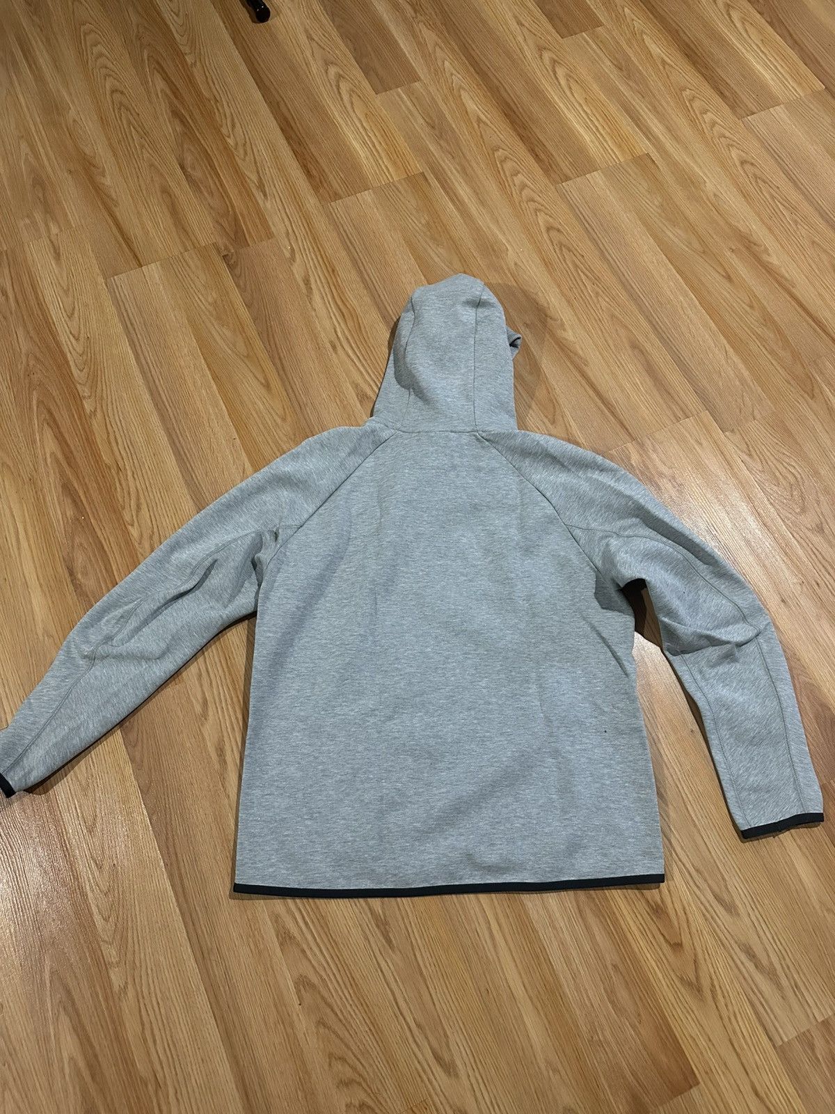 Nike Nike Tech Fleece Pullover Hoodie Sweater Size US M / EU 48-50 / 2 - 2 Thumbnail