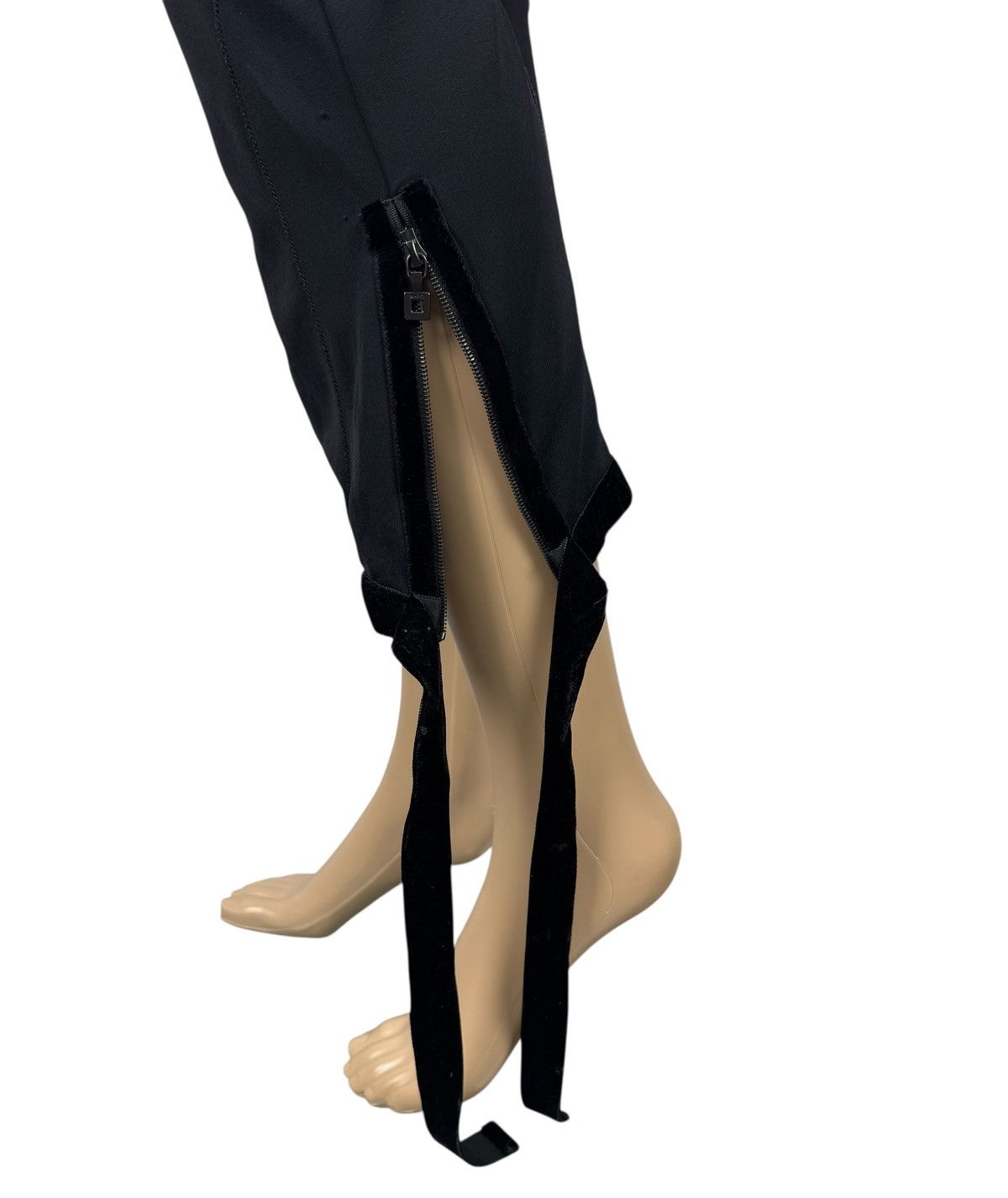 Marithe + Francois Girbaud Marithe Francois Girbaud Ankle Zip Bow Pants Crop size US6 Size 28" / US 6 / IT 42 - 6 Thumbnail