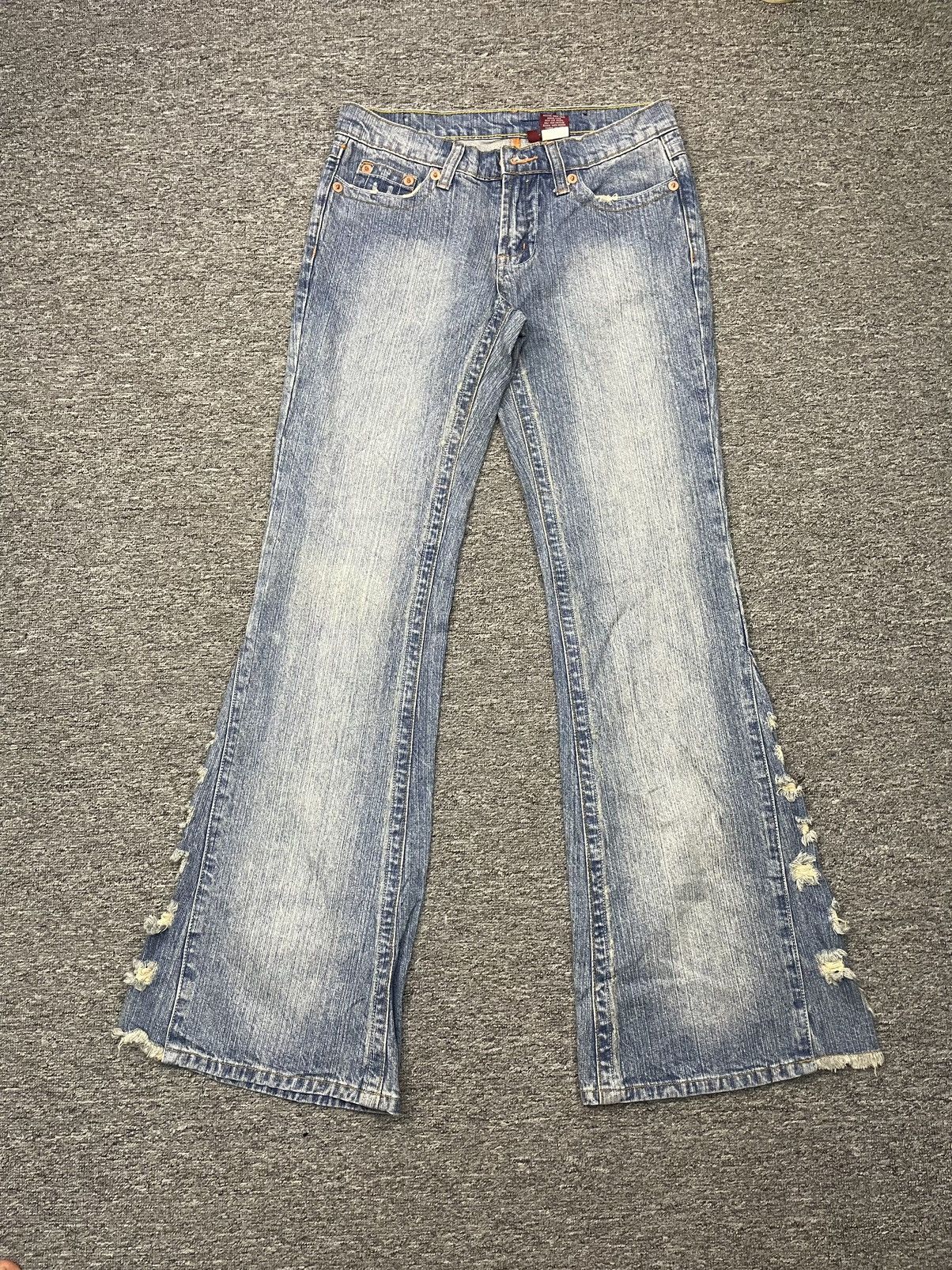 If Six Was Nine Vintage Bongo Jeans Flared Pants Distressed Denim Size US 31 - 1 Thumbnail