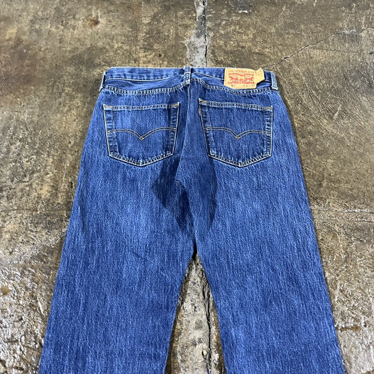 Levi's × Vintage Crazy Vintage Y2K Levi's 501 Button Fly Essential Jeans Size US 32 / EU 48 - 3 Thumbnail