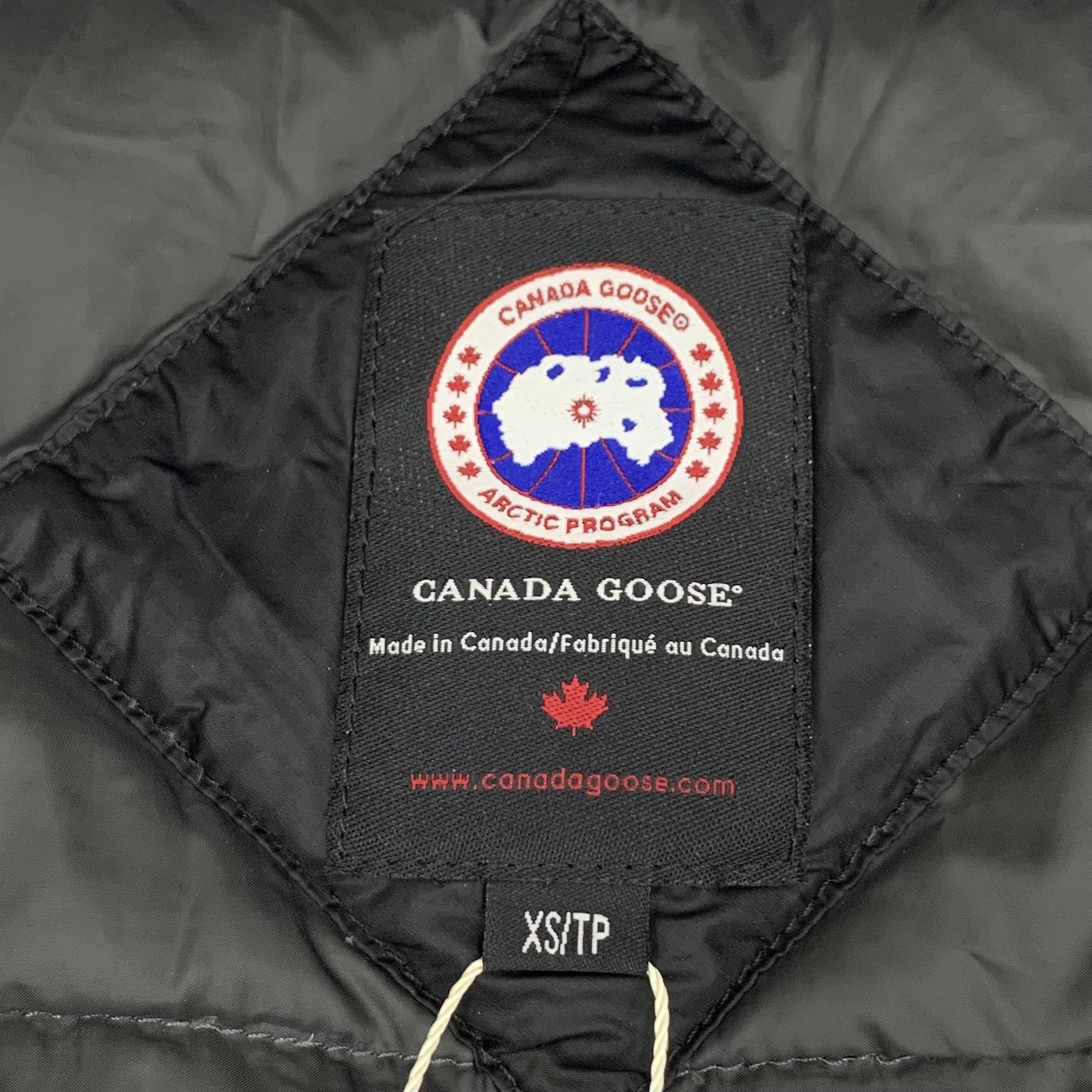 Canada Goose Canada Goose Camp Logo Down Jacket Black (XS) Size US XS / EU 42 / 0 - 9 Thumbnail