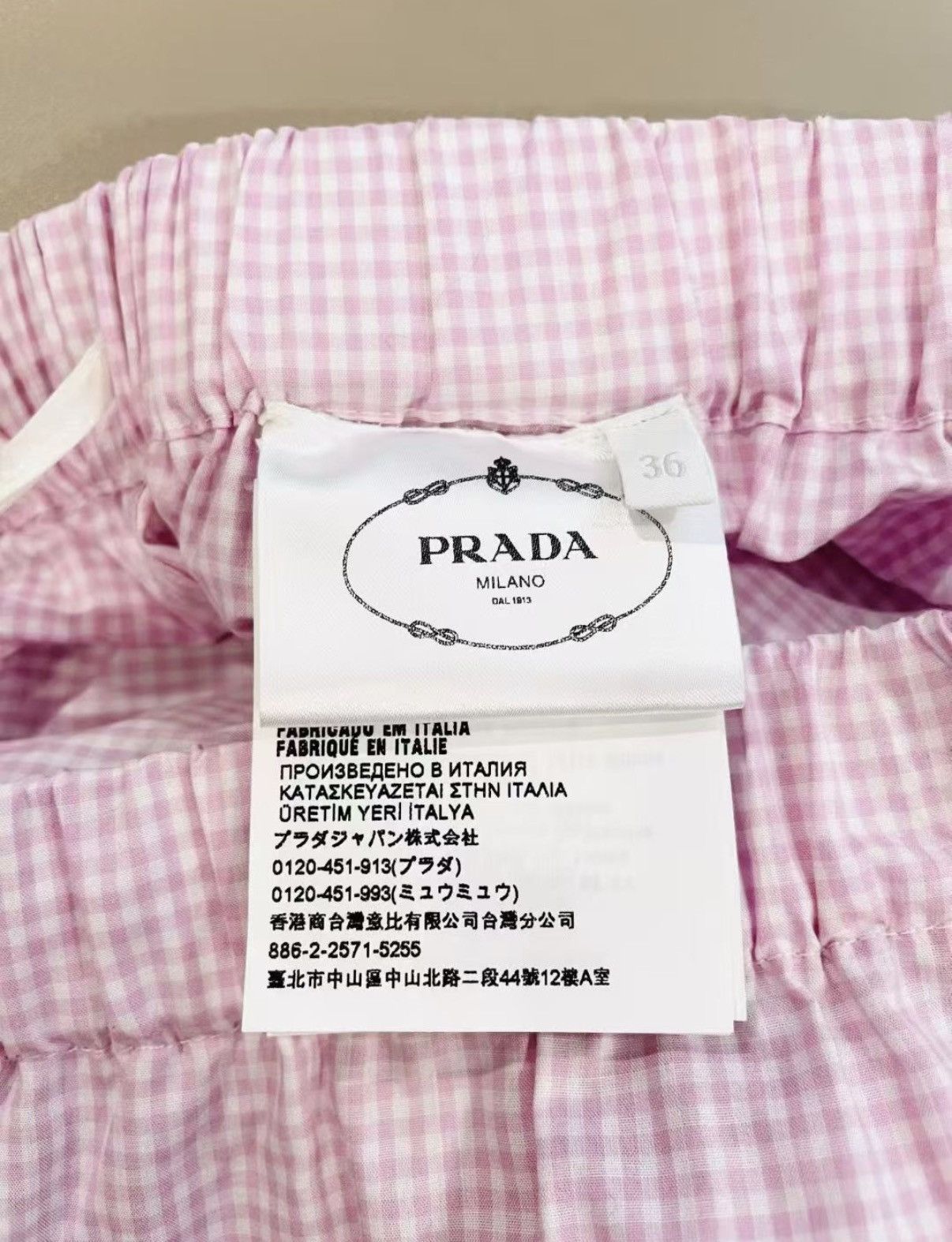 Prada Prada Pink Plaid Women's Shorts J33 Size 25" / US 0 / IT 36 - 3 Thumbnail