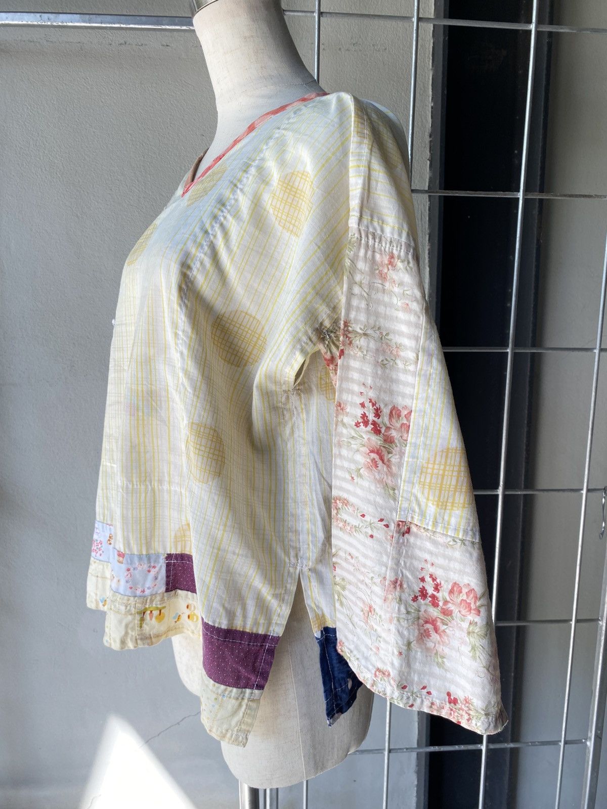 Designer × Japanese Brand Light Yellow Vintage Floral Blouse Size M / US 6-8 / IT 42-44 - 5 Thumbnail