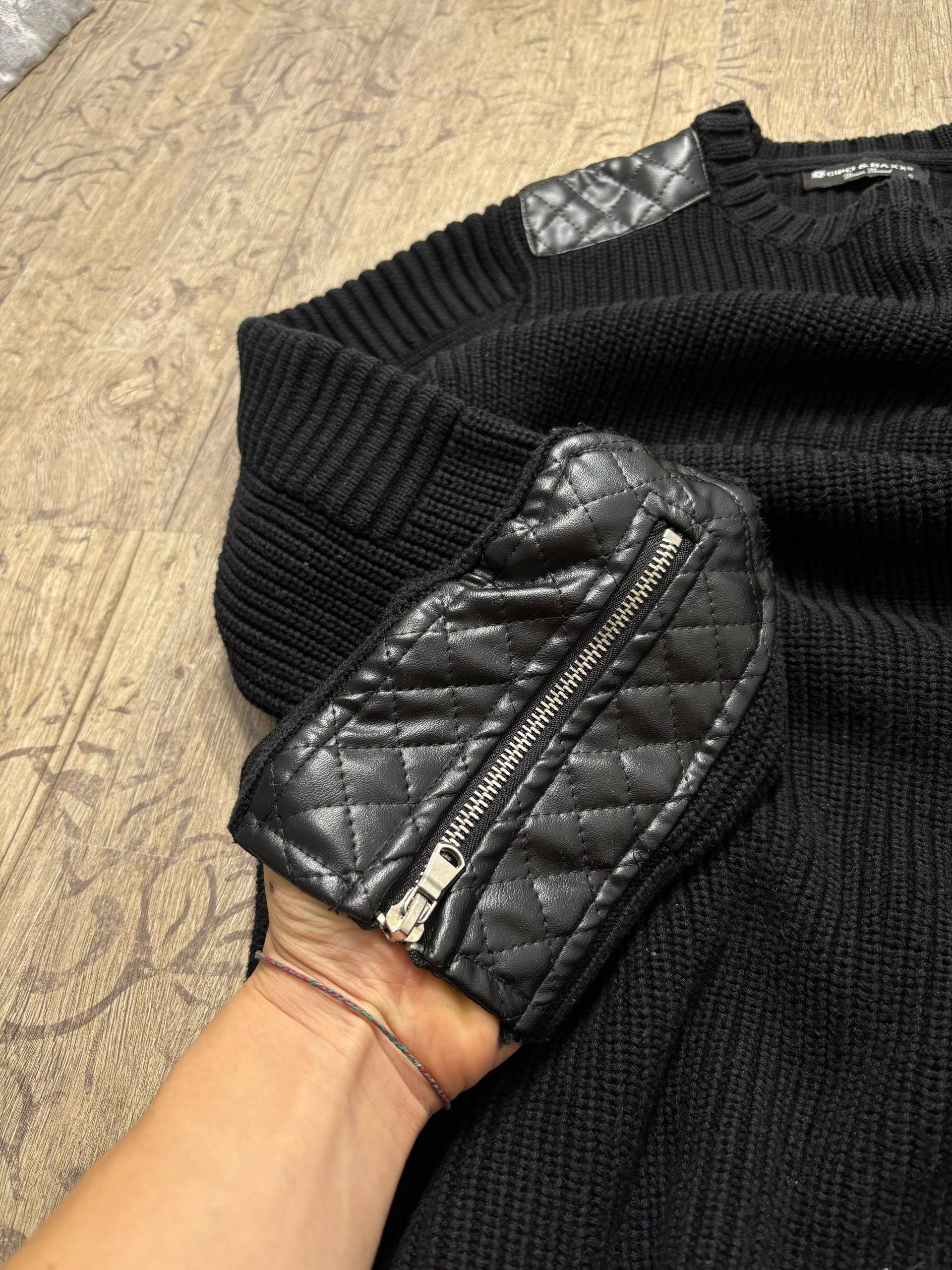 Hysteric Glamour CIPO & BAXX Y2K JUNYA WATANABE BALENCIAGA VIBE CRAZY SWEATER Size US S / EU 44-46 / 1 - 6 Thumbnail