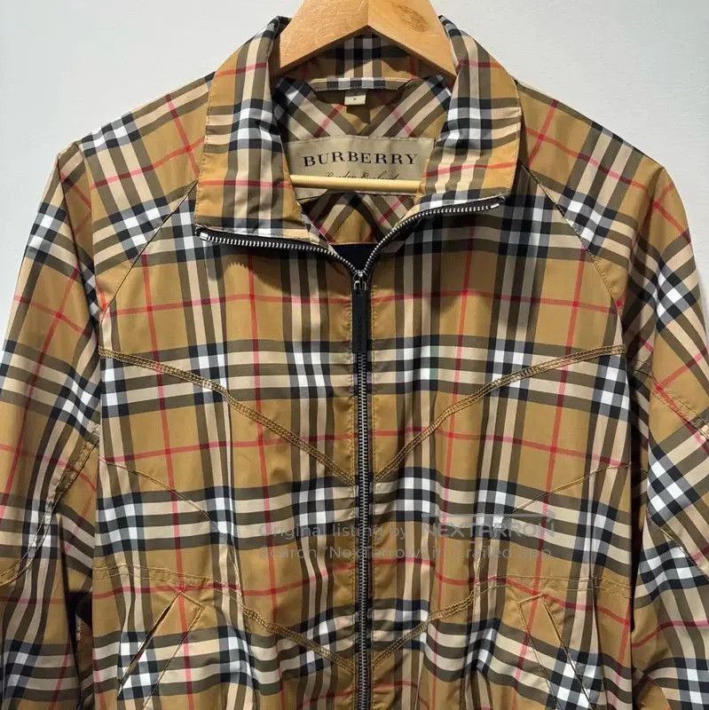 Burberry Burberry Yellow Long Sleeve Cardigan. Size S / US 4 / IT 40 - 3 Thumbnail
