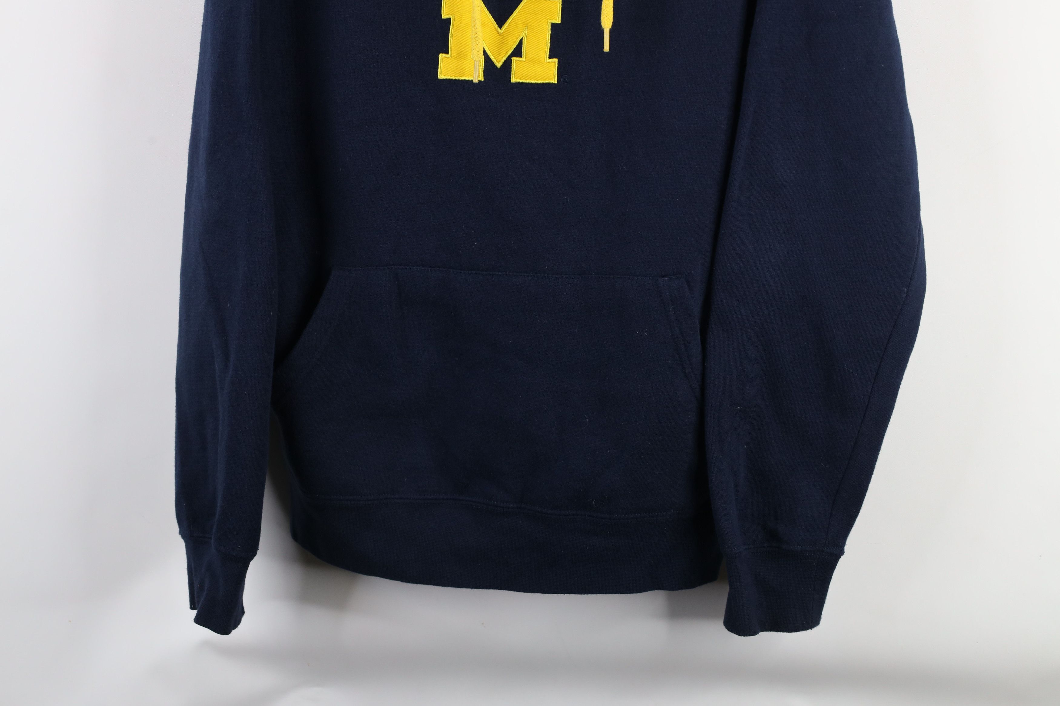 Vintage Vintage Spell Out University of Michigan Hoodie Sweatshirt Size US M / EU 48-50 / 2 - 3 Thumbnail