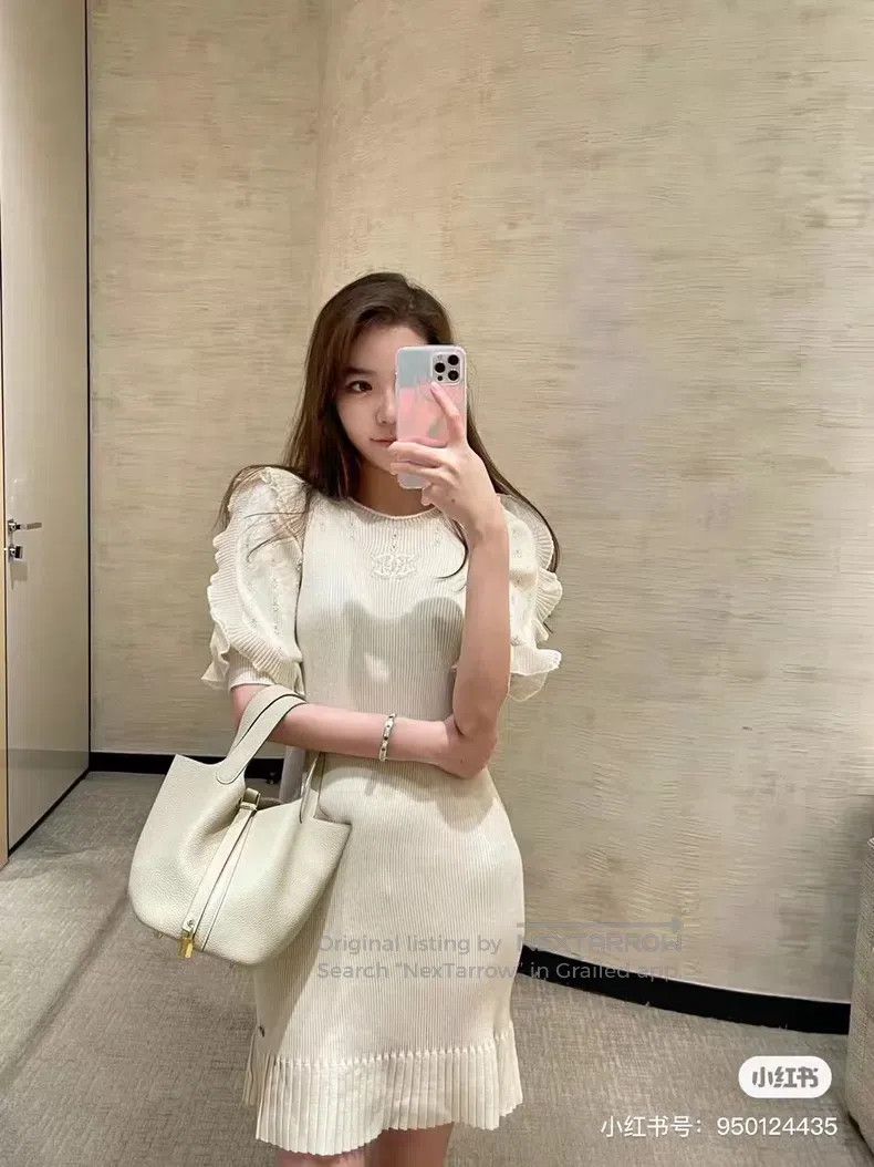 Chanel Chanel Knitted dress with ruffled dot sleeves Size S / US 4 / IT 40 - 9 Thumbnail