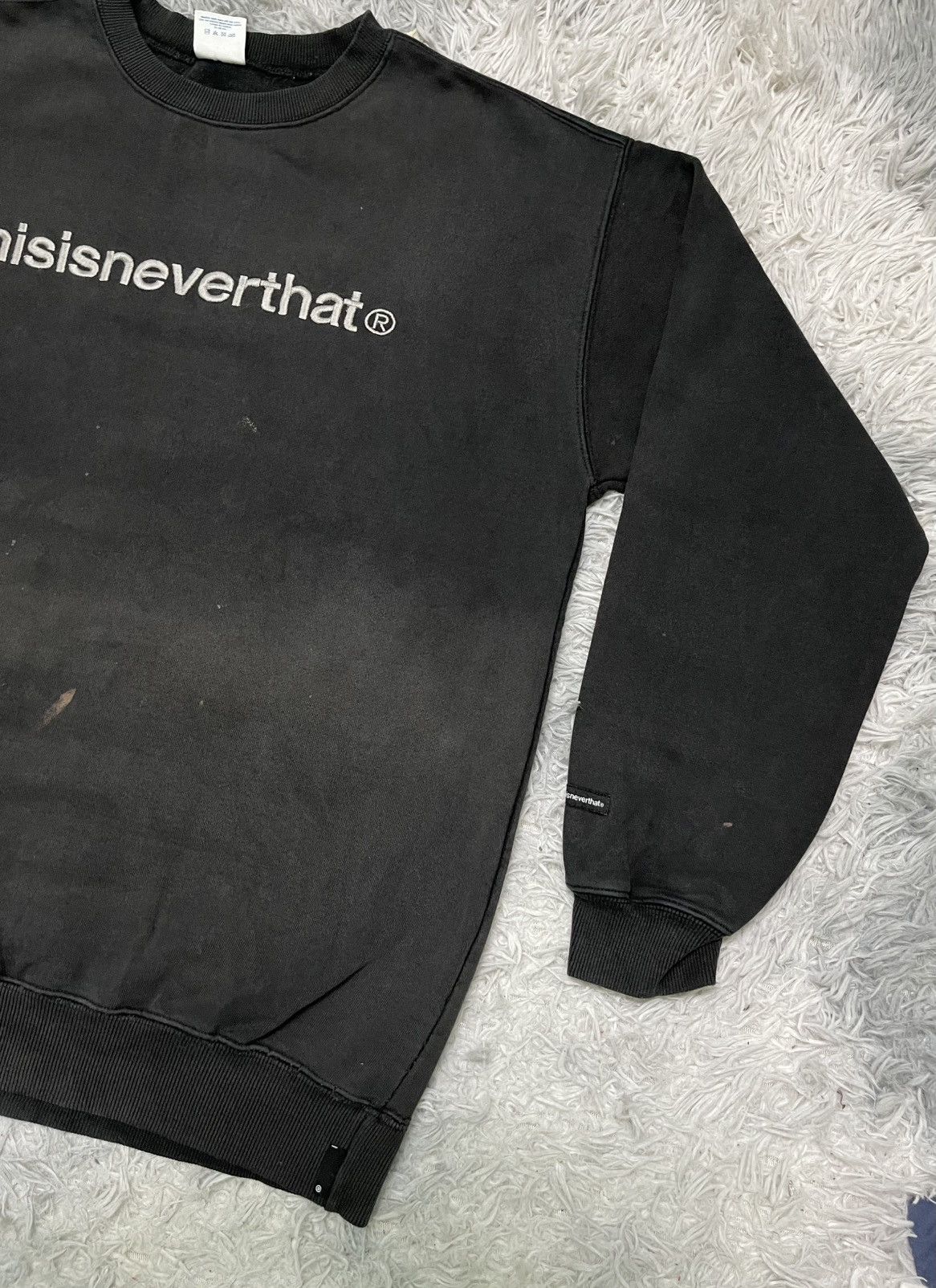 thisisneverthat 2000s THISISNEVERTHAT EMBROIDERY SPELL SWEATSHIRT SUN FADED Size US M / EU 48-50 / 2 - 3 Thumbnail
