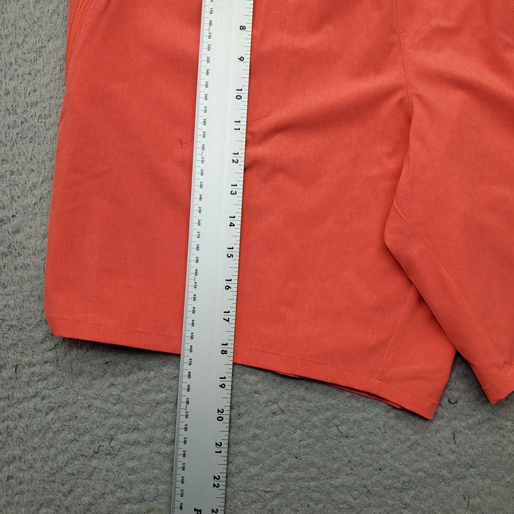 Vintage DSC Mens L Red Athletic Shorts 8" Inseam Elastic Waist Pockets Stretch NS Size US 33 - 4 Thumbnail
