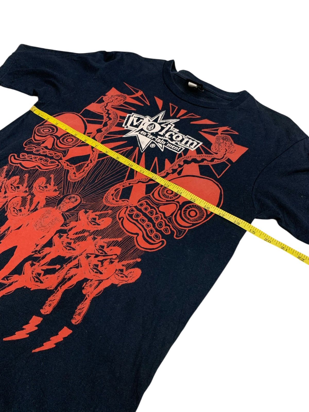 Volcom Rare Vintage Y2K Volcom Entertainment Photo Print T Shirt Size US M / EU 48-50 / 2 - 8 Thumbnail