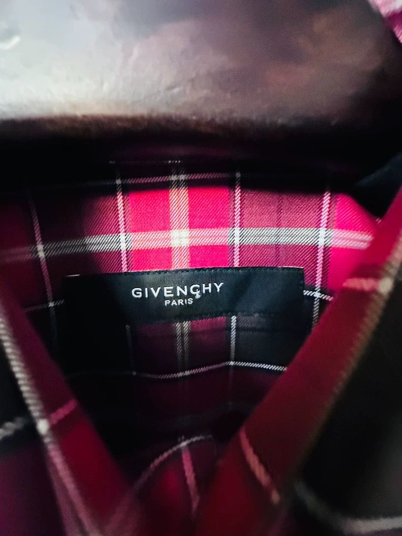 Givenchy Givenchy Red and black checked shirt, size 38 Size US M / EU 48-50 / 2 - 5 Thumbnail