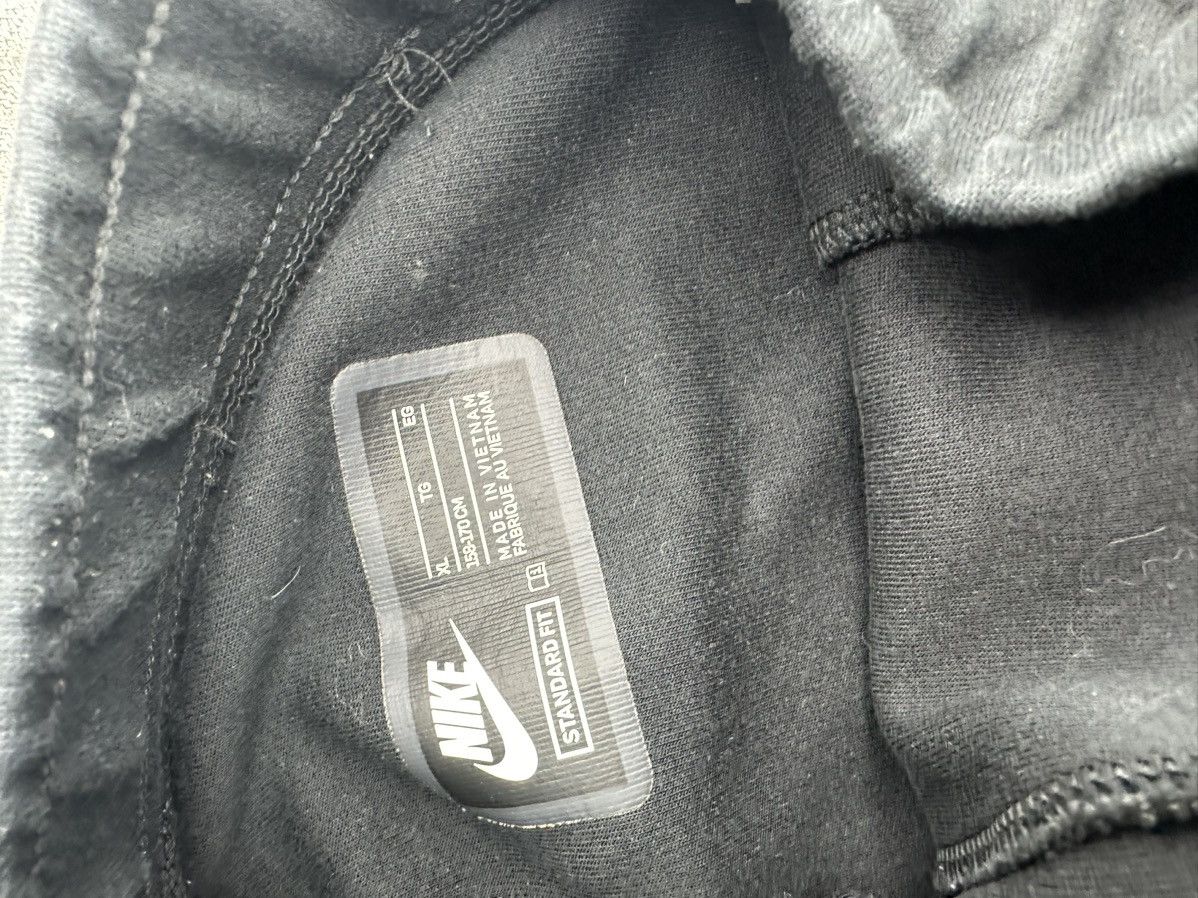 Nike Nike Sportswear Tech Fleece Size US 30 / EU 46 - 3 Thumbnail