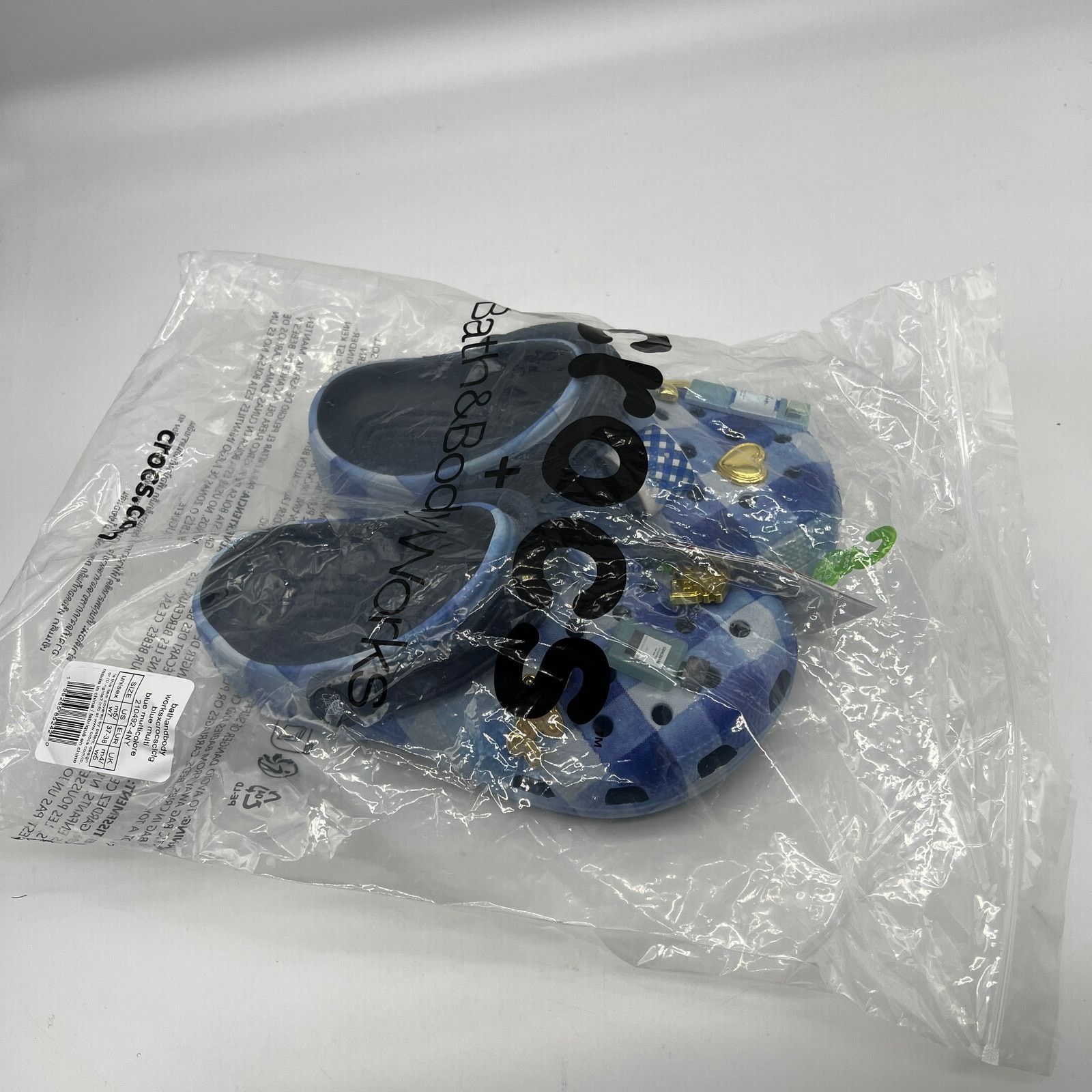 Crocs Bath and Body Works Crocs Gingham w/ Jibbitz™ Charms Size US 7 / IT 37 - 14 Thumbnail