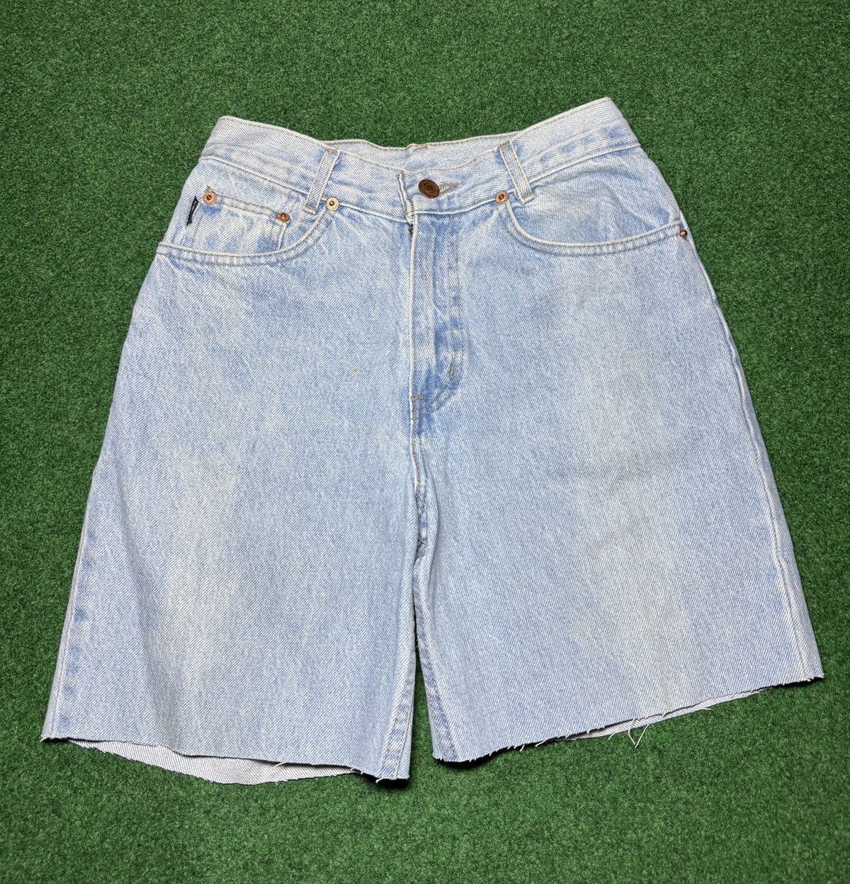 Vintage Vintage 90s High Waisted Mom Light Wash Jorts Denim Shorts Size 26" / US 2 / IT 38 - 2 Thumbnail