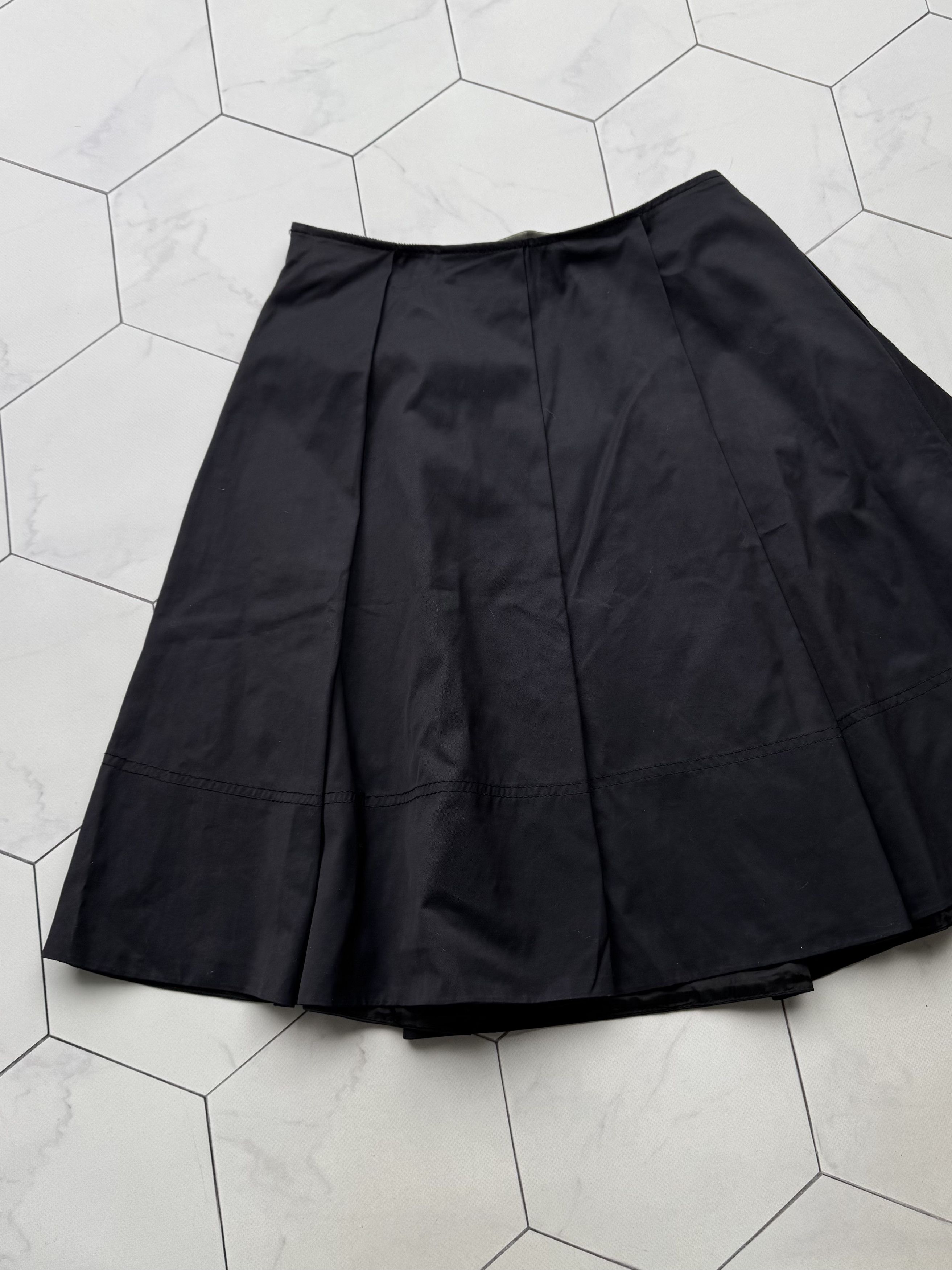 Love Moschino Love Moschino Vintage Flare Skirt (B145) Size 27" / US 4 / IT 40 - 9 Thumbnail