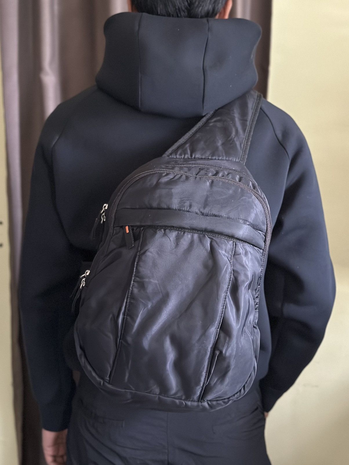 Vintage Uniqlo Y2K Nylon Crossbody Bag in Black, Men's