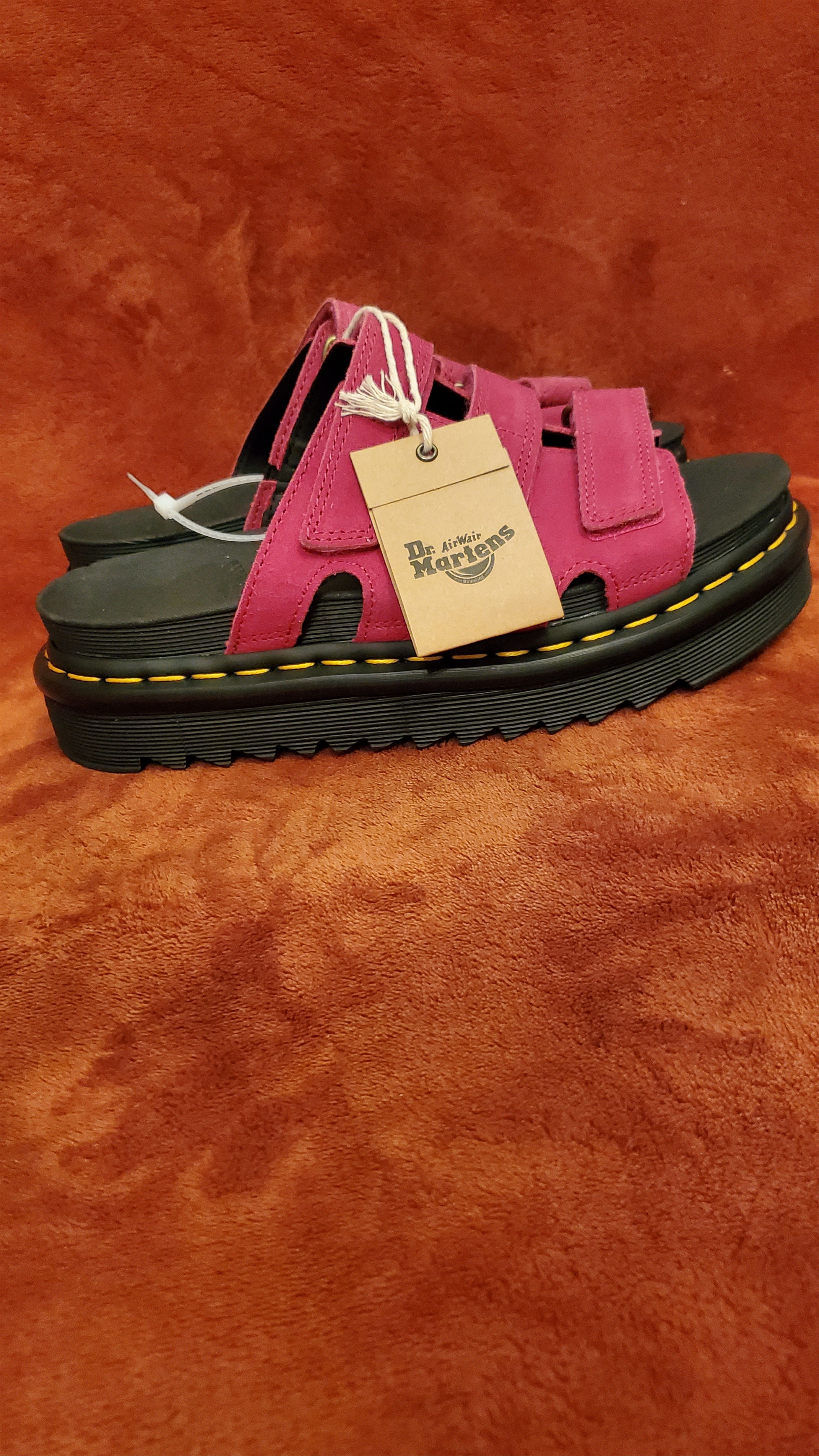Dr. Martens NEW DR MARTENS HOT PINK LEATHER PLATFORM SLIPPERS /SANDALS Size US 8 / IT 38 - 1 Thumbnail