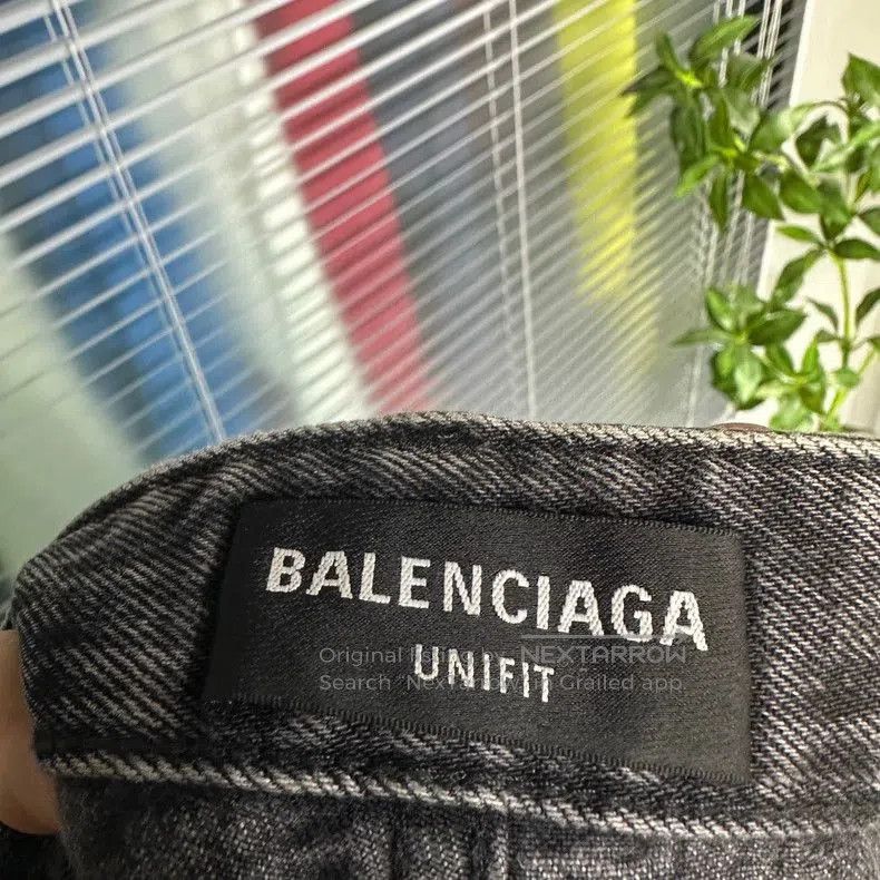 Balenciaga Balenciaga Original Heavy Wash Denim Jeans. Size US 26 / EU 42 - 6 Thumbnail