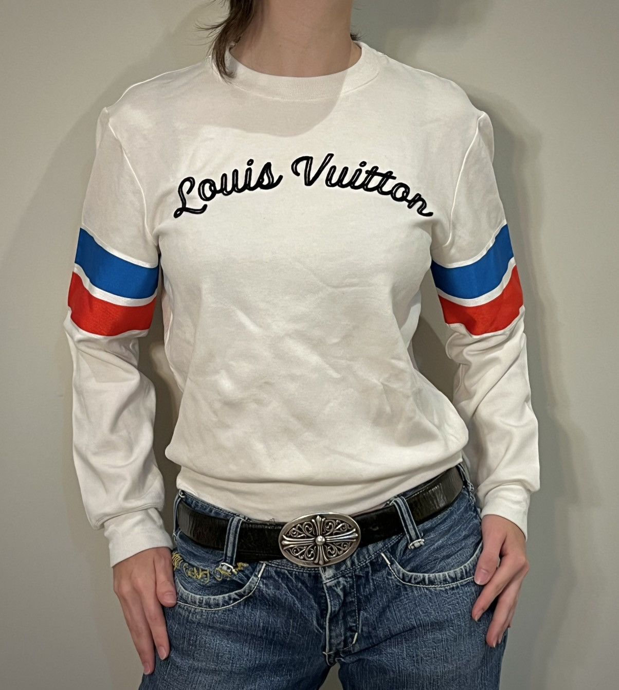Louis Vuitton Louis Vuitton white sweatshirt with racing stripes Size US XXS / EU 40 - 1 Thumbnail