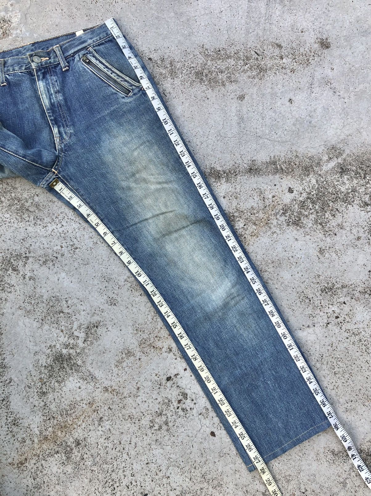 United Arrows ZIPPER WASHED BLUE DENIM Size US 31 - 10 Thumbnail