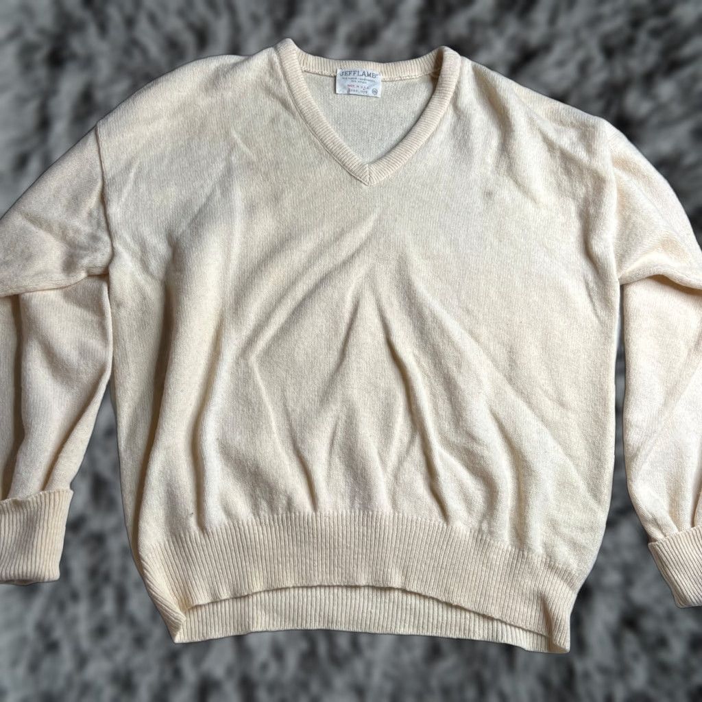Vintage VINTAGE Lord Jeff Sweater XL Men's Wool V-Neck Cream Knit Pullover Made in USA Size US XL / EU 56 / 4 - 1 Thumbnail