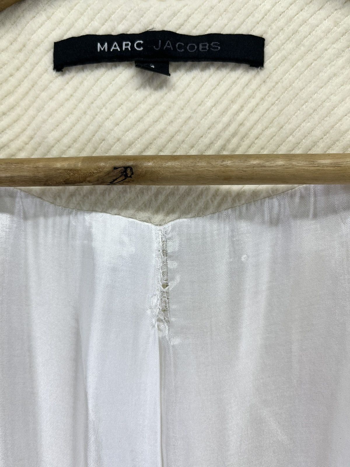 Marc Jacobs Vintage Marc Jacobs Button Up Wool Long Jacket Size XS / US 0-2 / IT 36-38 - 16 Thumbnail