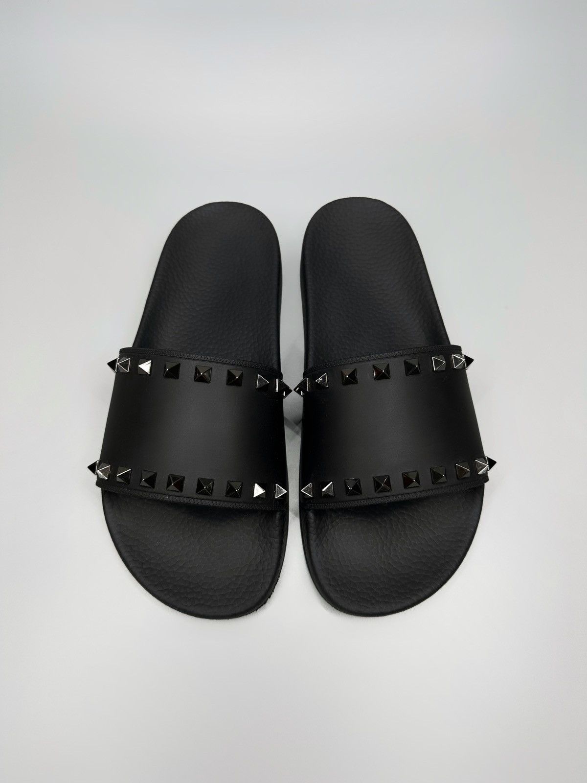 Valentino Valentino Garavani Rockstud Slide Sandals Size US 7 / EU 40 - 1 Thumbnail