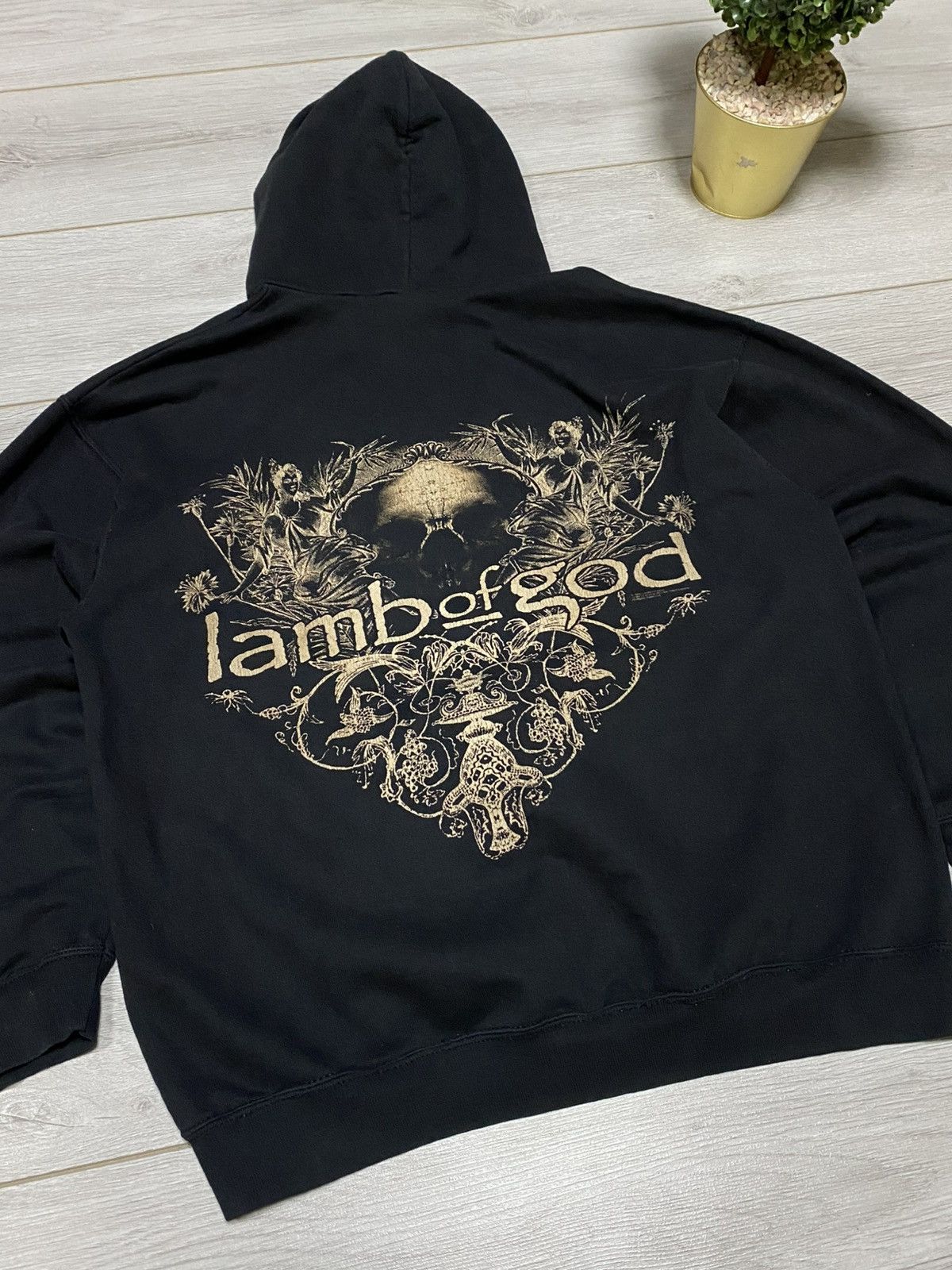 Band Tees Lamb of God vintage hoodie fruit of the loom faded eb0 Size US L / EU 52-54 / 3 - 8 Thumbnail