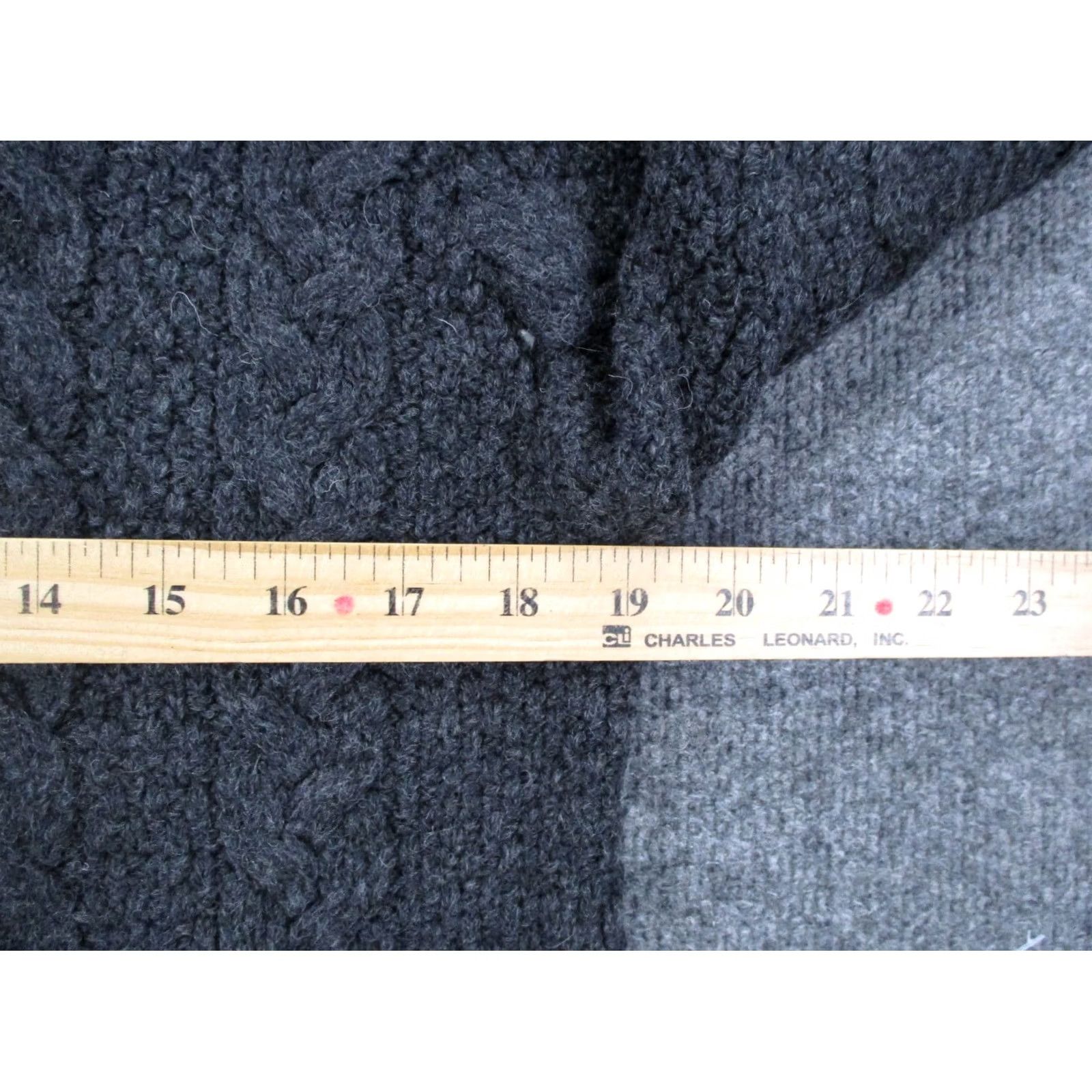 Vintage Aran Crafts Sweater Women M Gray Merino Wool Cable Knit Heavyweight Full Zip Mens Womens Size M / US 6-8 / IT 42-44 - 5 Thumbnail