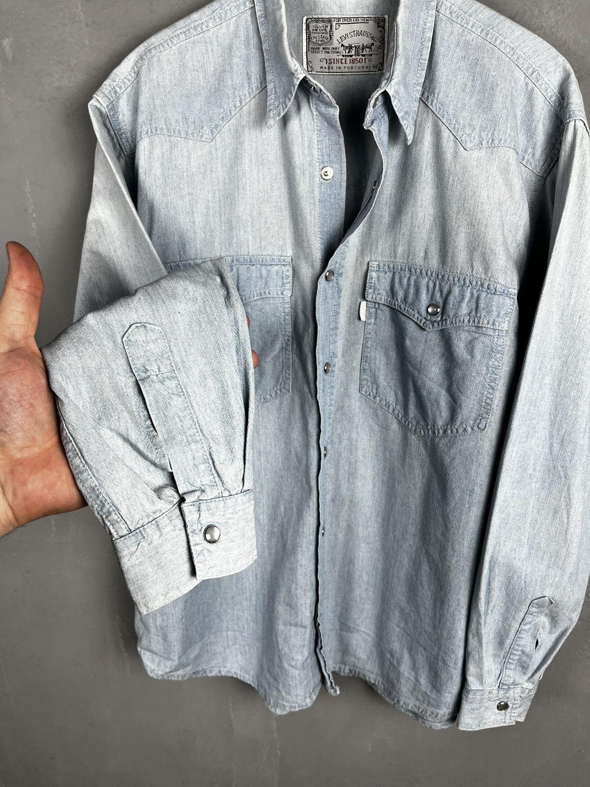 Levi's × Levi's Vintage Clothing × Vintage Levi’s denim shirt vintage 90s Size US M / EU 48-50 / 2 - 7 Thumbnail