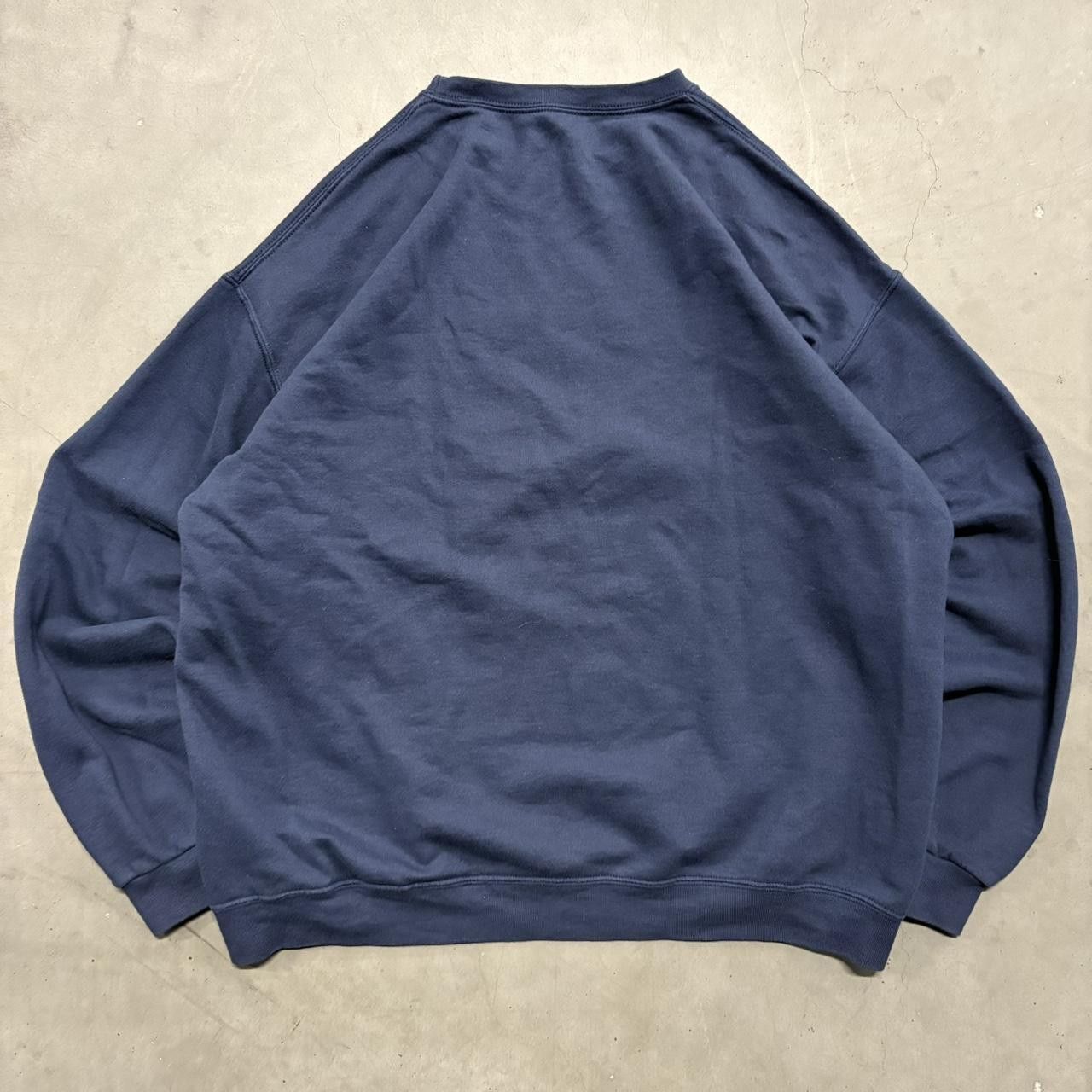 Vintage Crazy Vintage Y2K/2000s Blank Navy Blue Minimalist Crewneck Sweatshirt! Size US XL / EU 56 / 4 - 2 Thumbnail