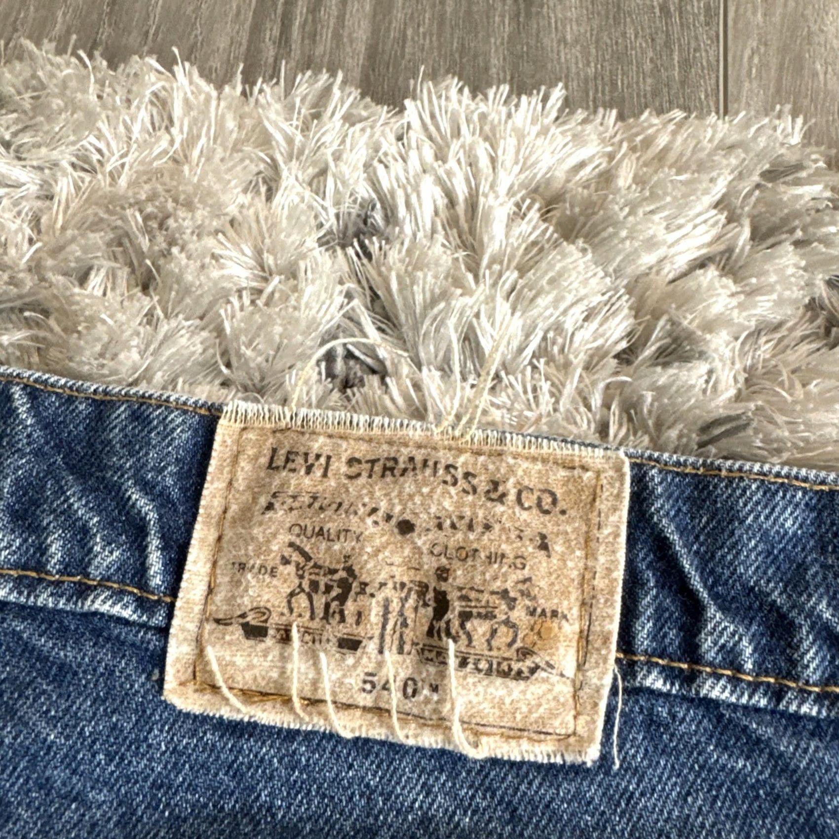 Levi's VINTAGE Levi’s 540 Jeans Men’s 40x32 Blue Denim Relaxed Fit Brown Tab 90’s Size US 40 / EU 56 - 4 Thumbnail