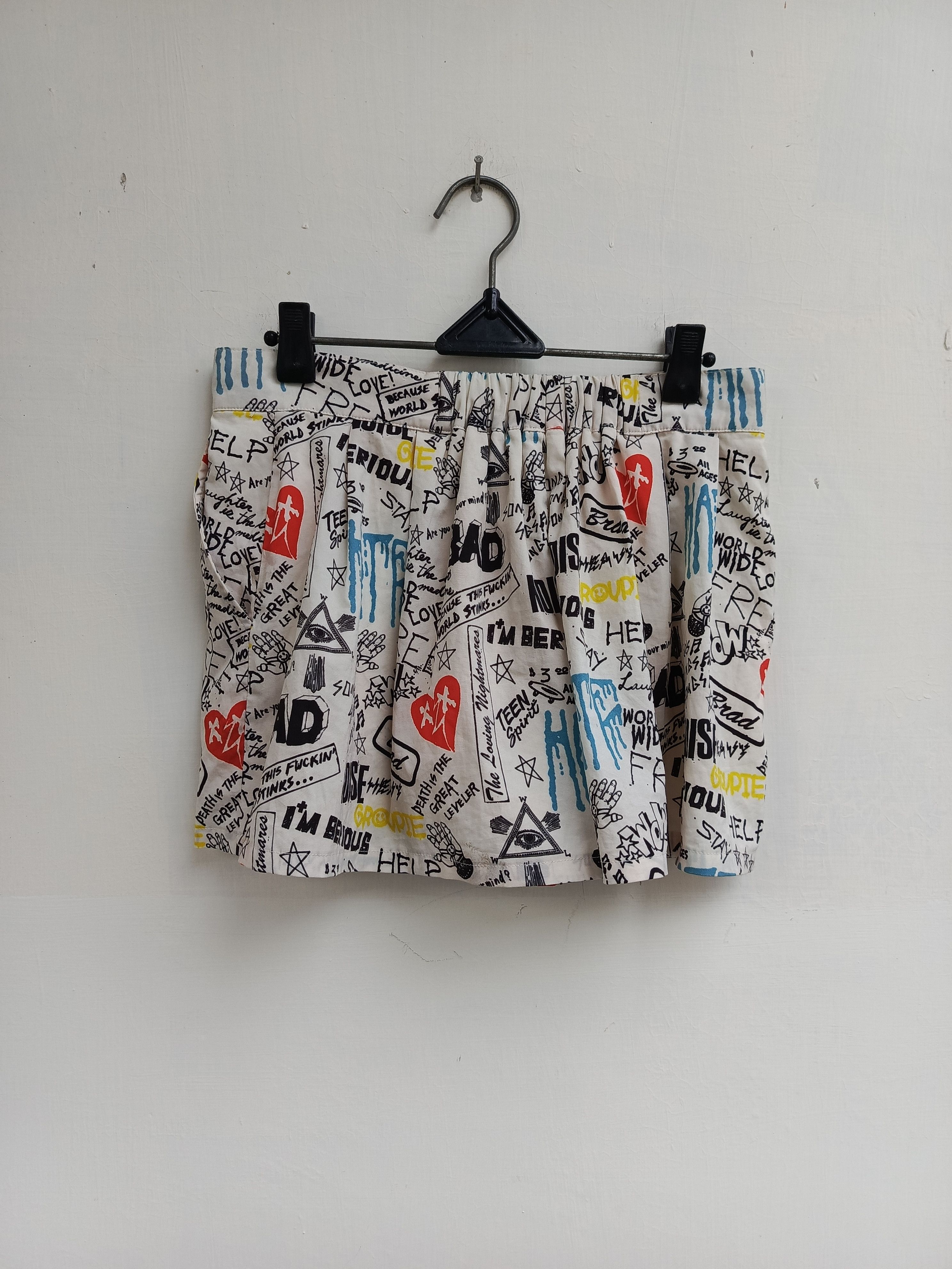 Japanese Brand World Wide love short japanese brand Size 28" / US 6 / IT 42 - 3 Thumbnail