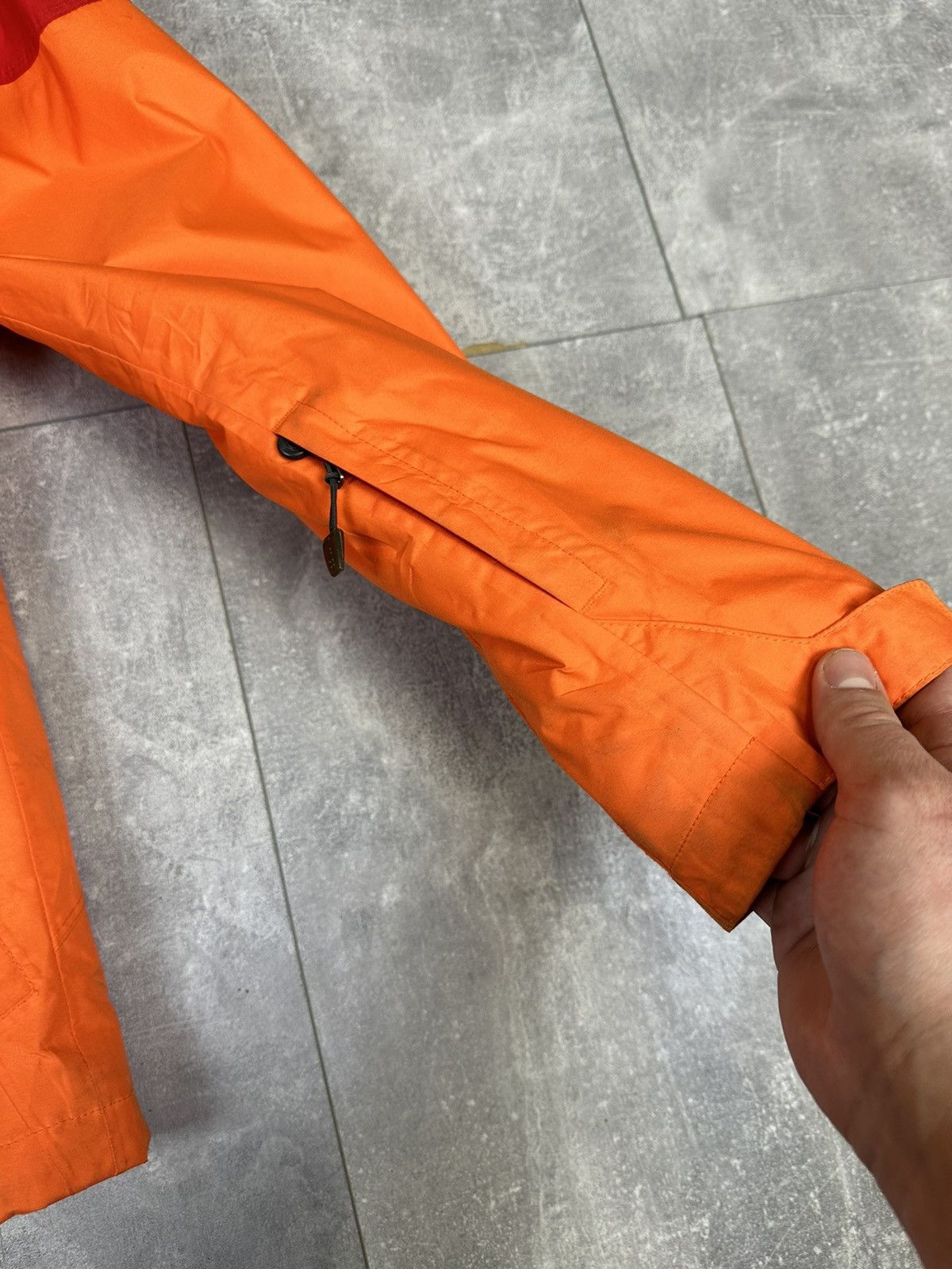 Nike Women’s orange Nike acg ski-jacket Size M / US 6-8 / IT 42-44 - 10 Thumbnail