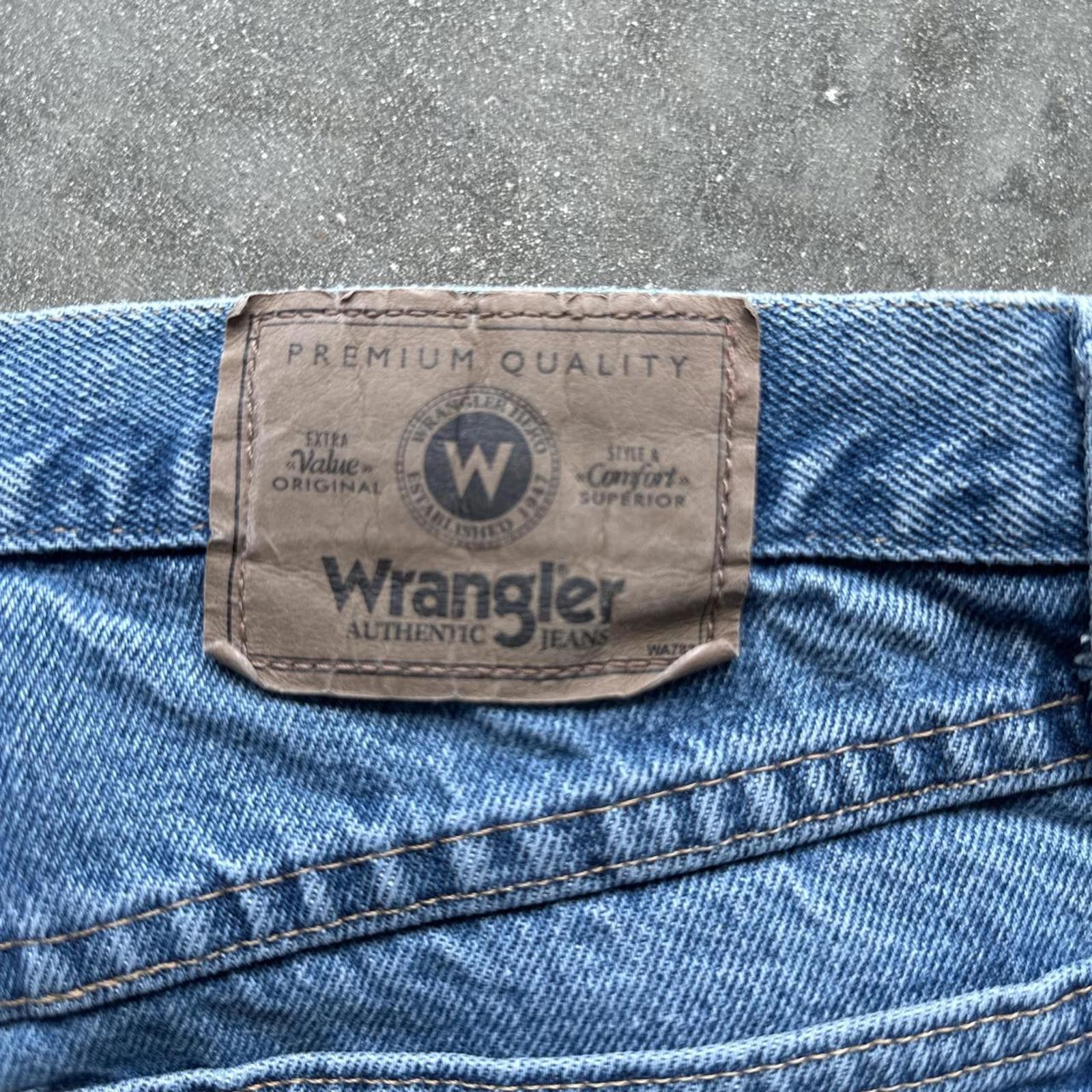 Wrangler Wrangler Faded Denim Blue Jeans Size US 32 / EU 48 - 7 Thumbnail