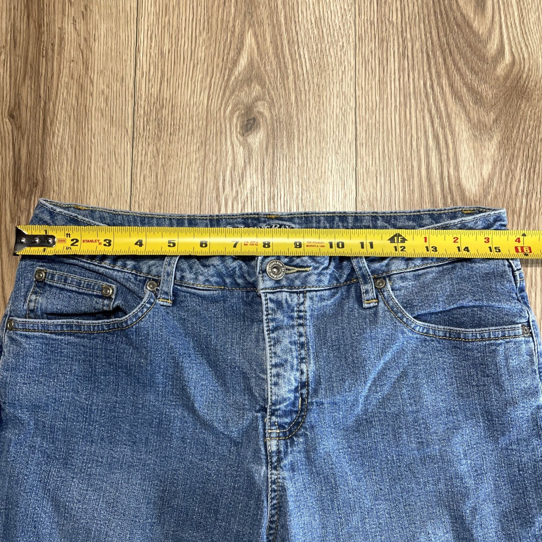 Vintage VINTAGE St. John's Bay Women's Jeans Size 8 Medium Wash Blue Straight Leg Stretch Denim Pants Adult Size 30" / US 8 / IT 44 - 4 Thumbnail