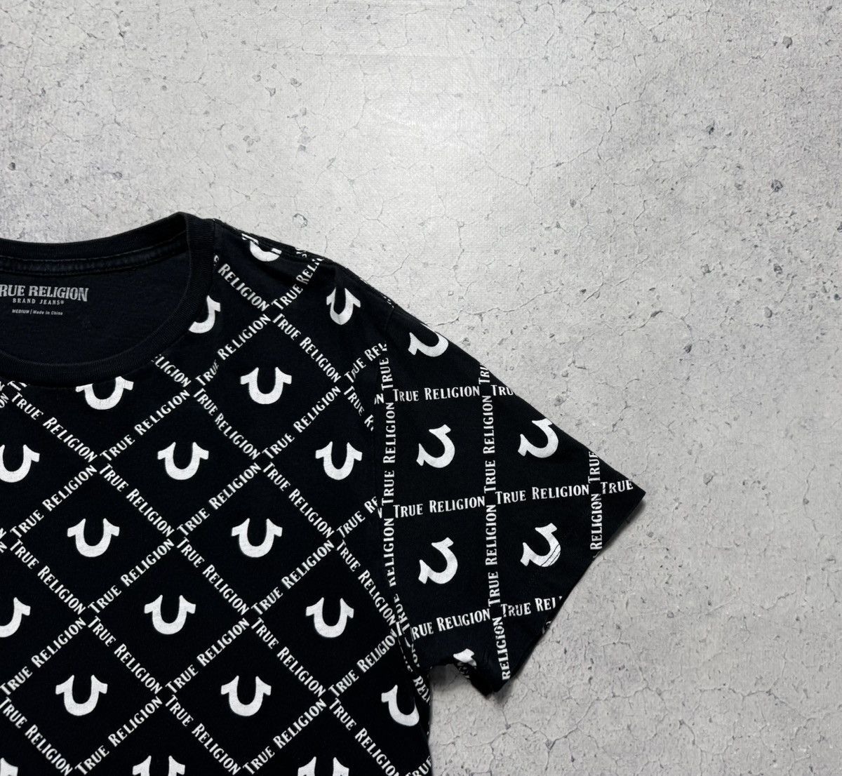 True Religion True Religion Monogram T-Shirt Size M Size US M / EU 48-50 / 2 - 2 Thumbnail
