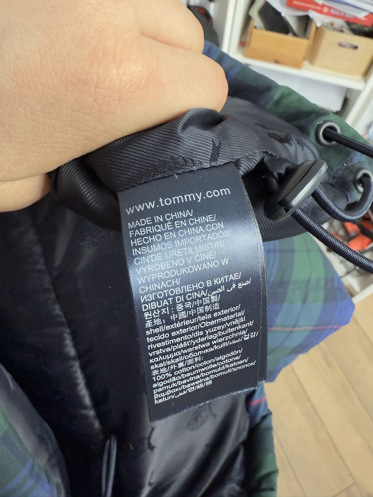 Designer × Tommy Hilfiger × Tommy Jeans Tommy Jeans checked tartan boxy down puffer jacket S deisgner Size S / US 4 / IT 40 - 6 Thumbnail