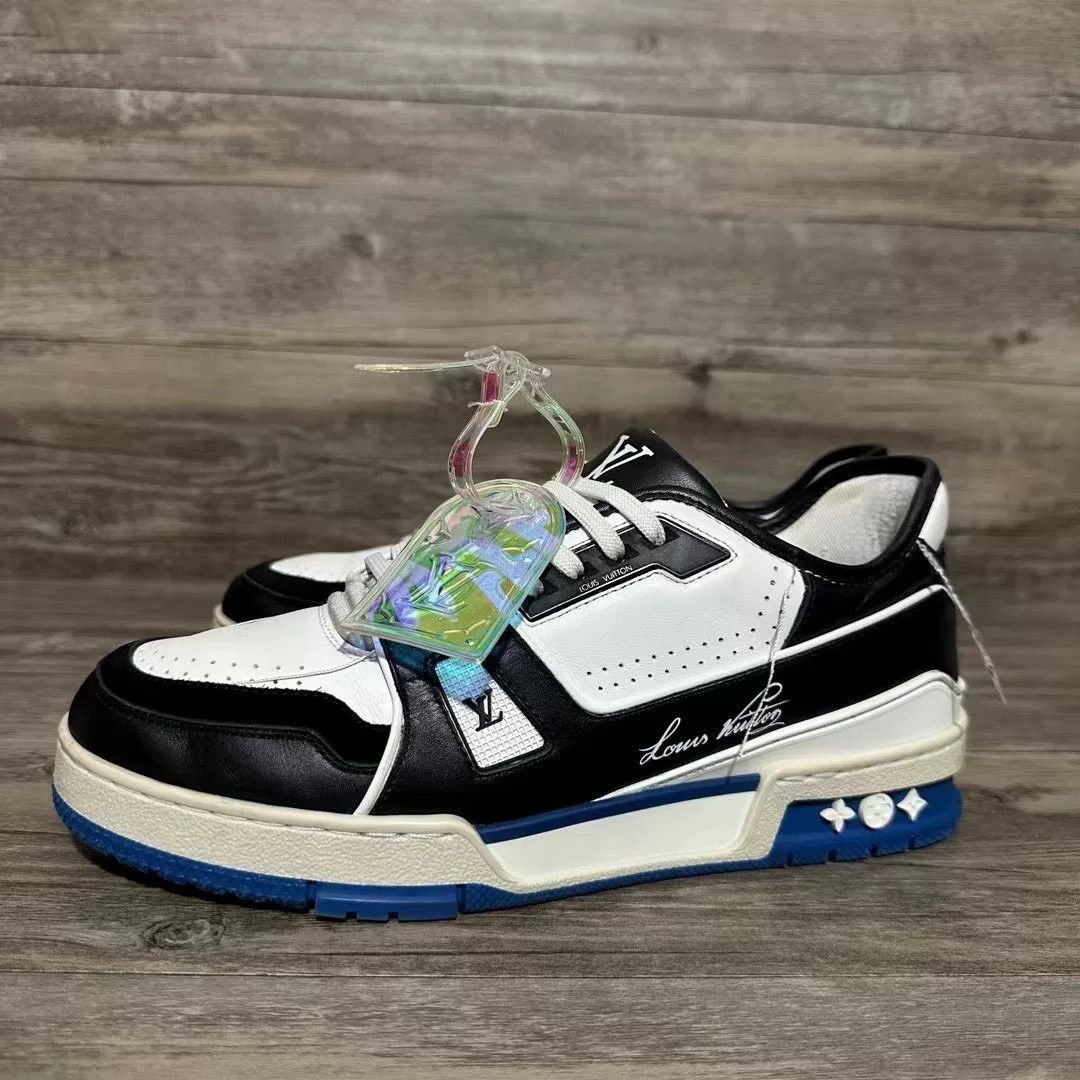 Louis Vuitton Louis Vuitton Training Black Lowtop Sneakers 40 Men Size US 7.5 / EU 40-41 - 1 Thumbnail