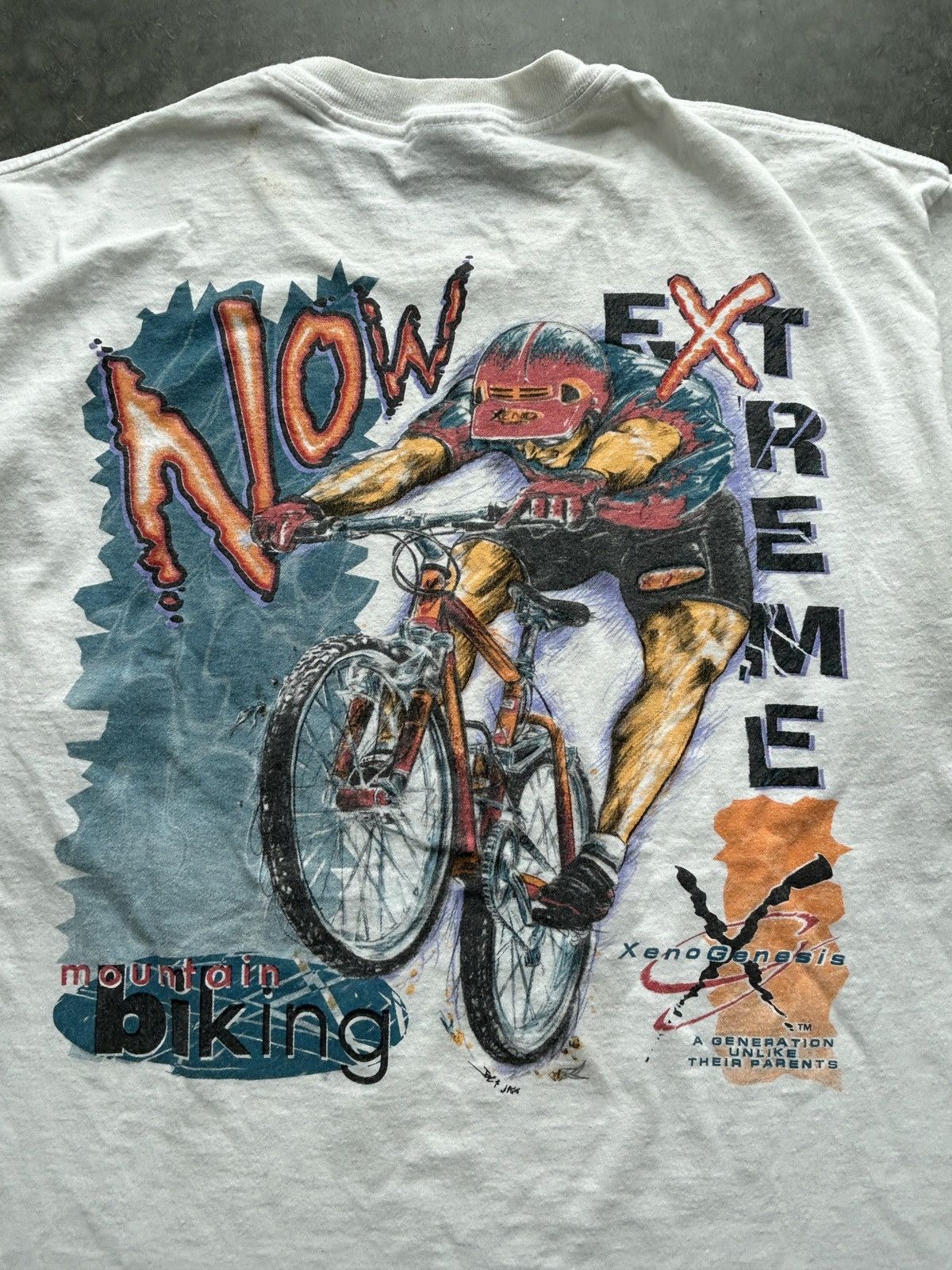 Vintage Vintage 90s Extreme Mountain Biking Graphic Tee Size US L / EU 52-54 / 3 - 7 Thumbnail