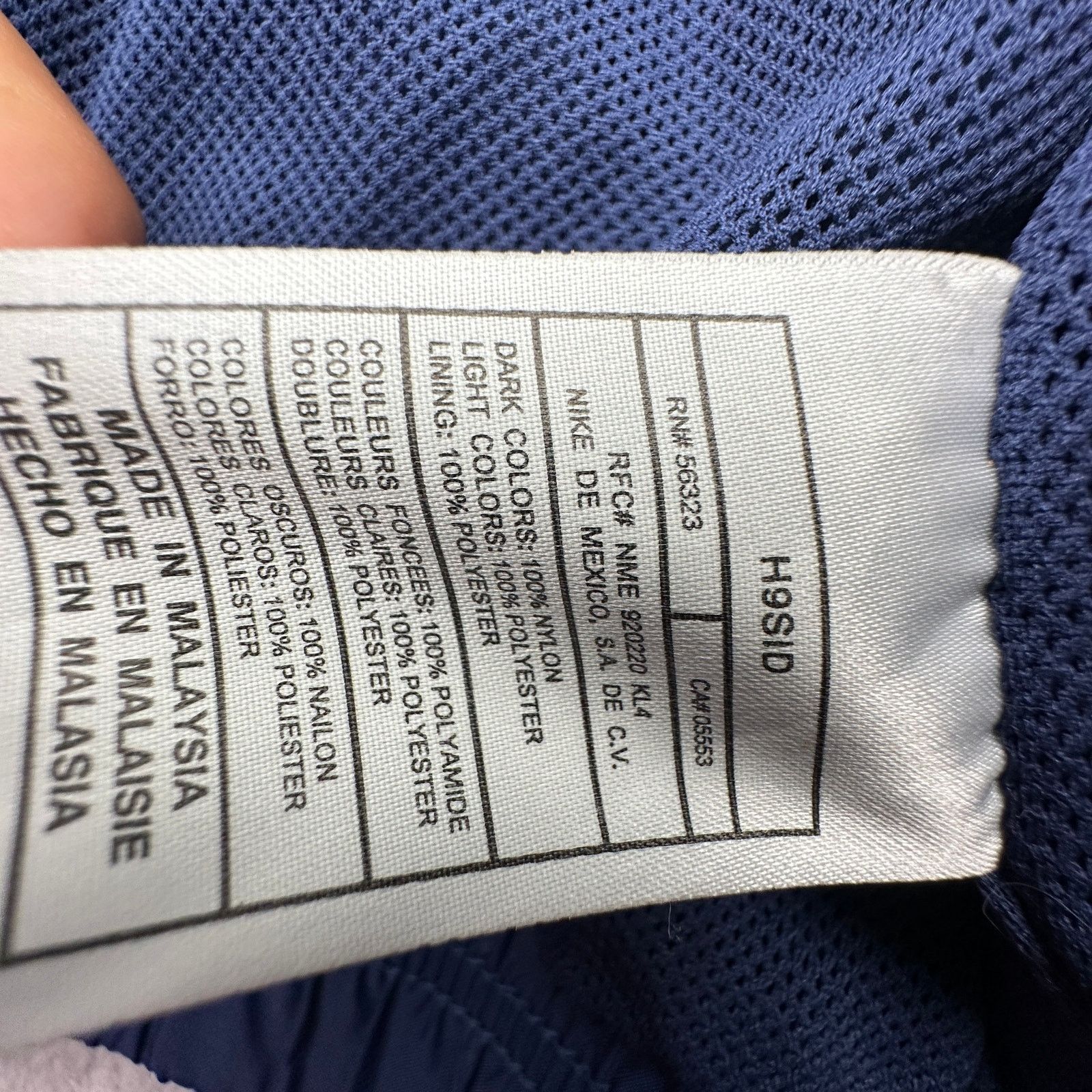 Nike VTG Nike Windbreaker Jacket Womens Large Baby Blue Navy Size L / US 10 / IT 46 - 11 Thumbnail