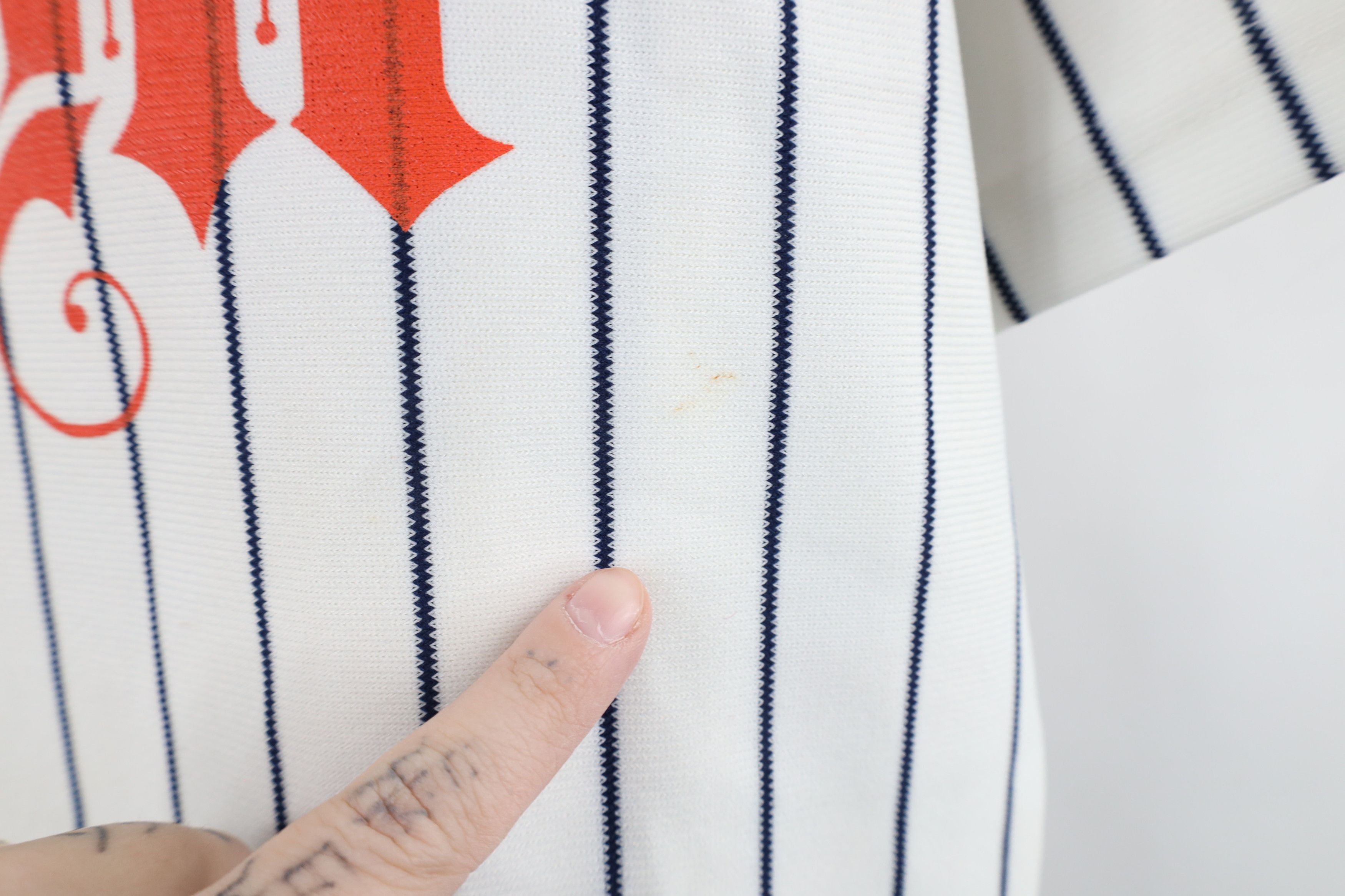Vintage Vintage 90s Pinstriped Old English M Baseball Jersey USA Size US XL / EU 56 / 4 - 5 Thumbnail