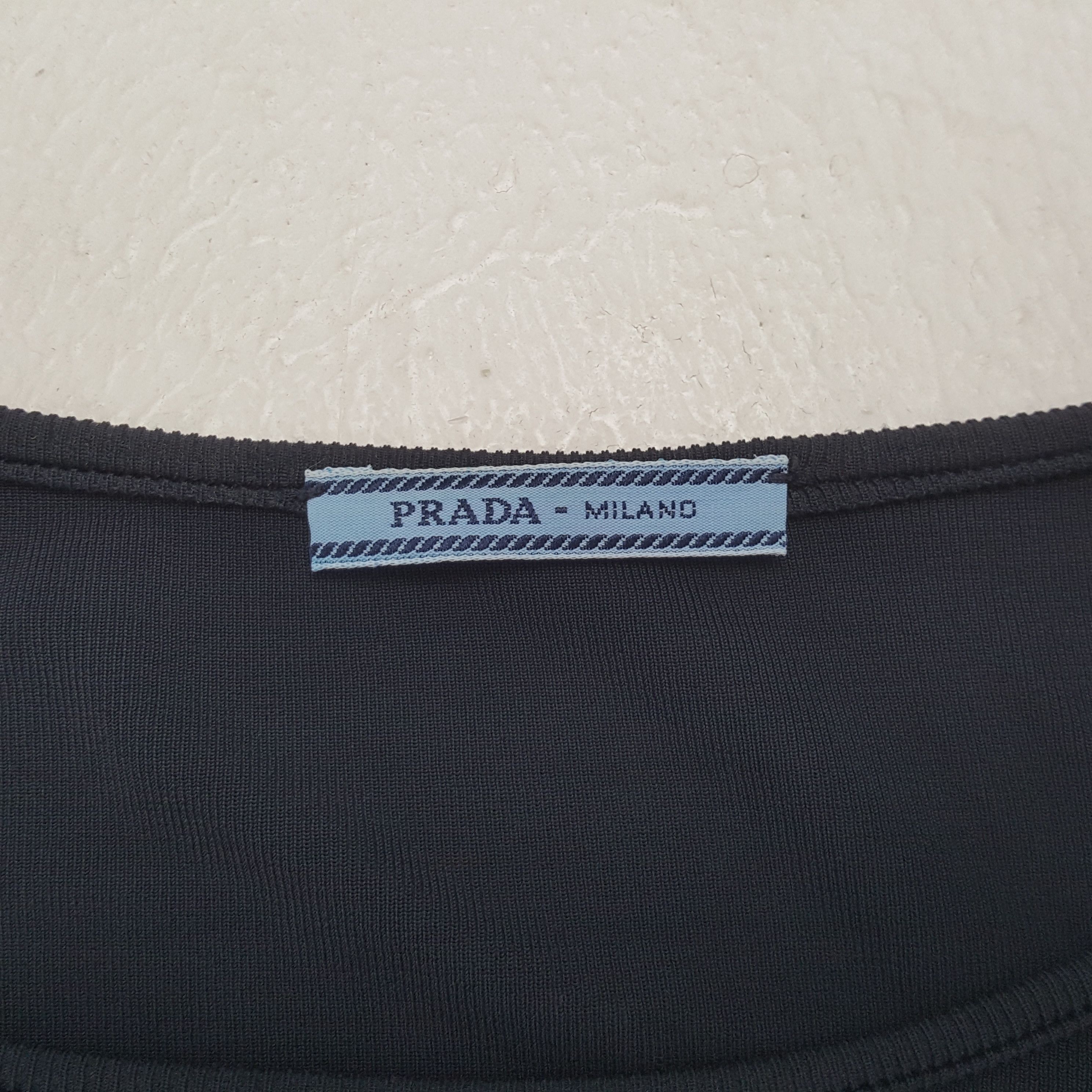 Prada Prada Milano Fashion Brand Tshirt RR23 Size S / US 4 / IT 40 - 4 Thumbnail
