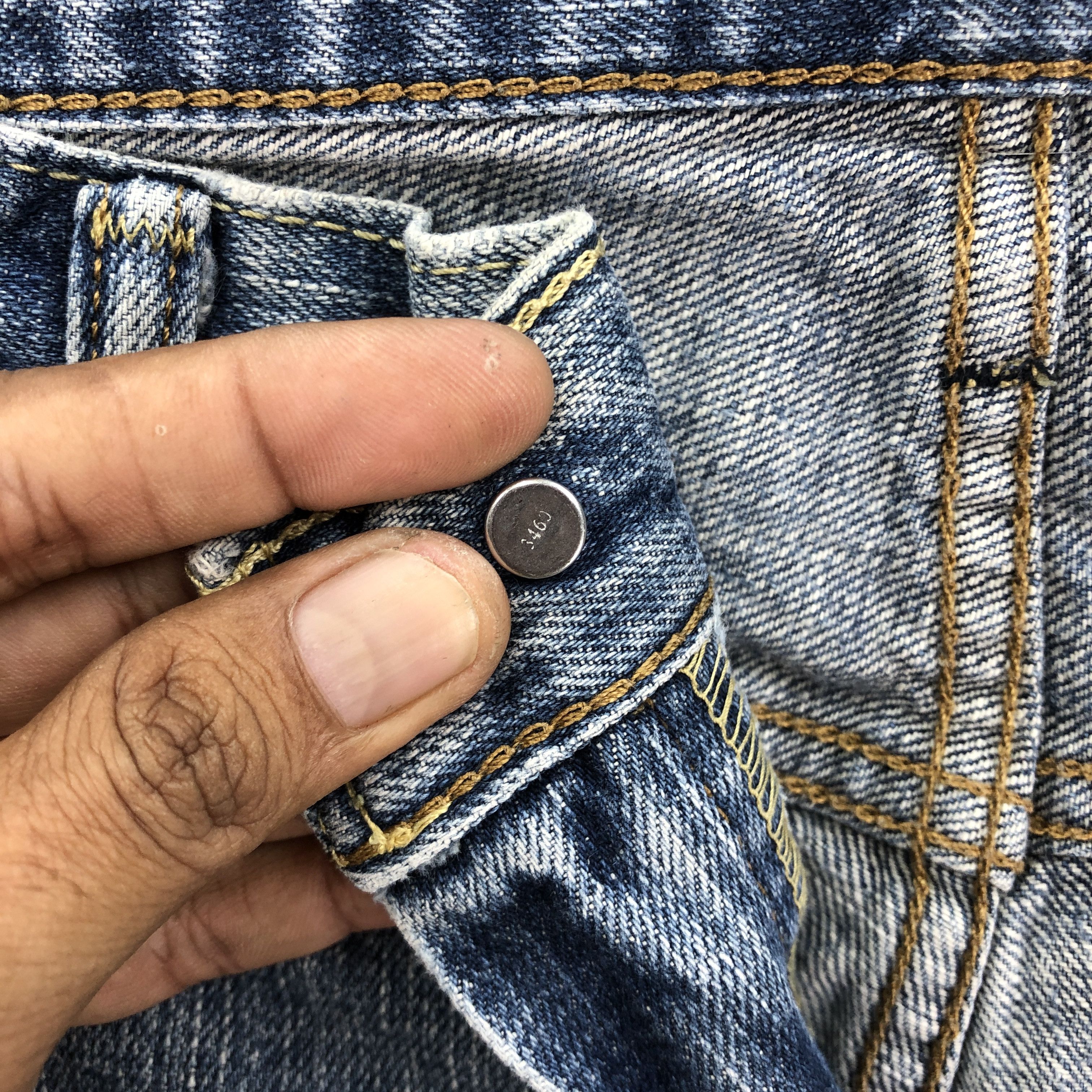 Levi's Vintage Levis 569 Baggy Denim Distressed Levi's Faded Jeans Size US 36 / EU 52 - 7 Thumbnail