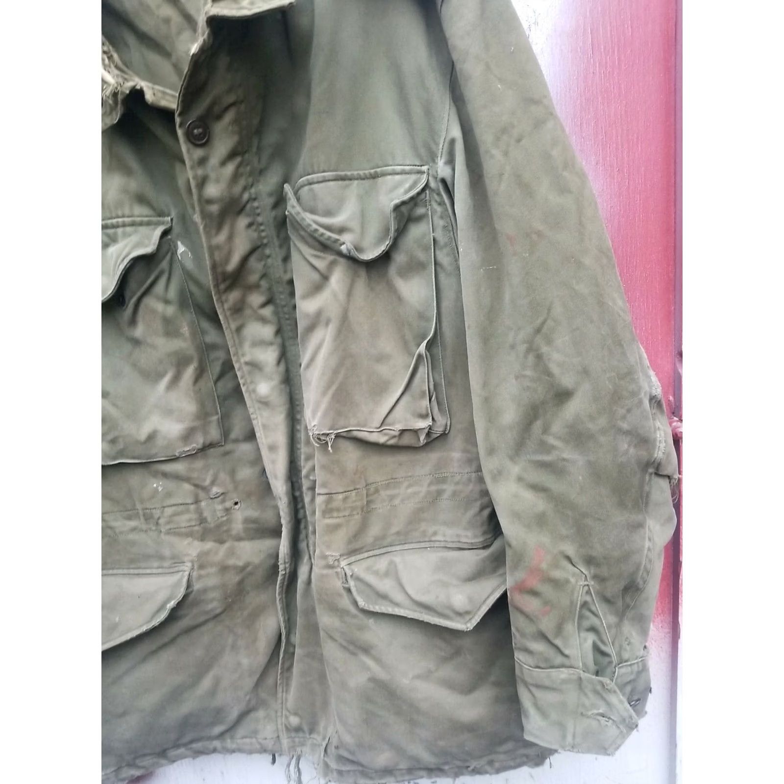 Vintage Vtg 50s Korean War Era M-1951 Issued Military Field Jacket Shell Mens Coat Green M-1951 Cotton Shell Zipper Snap Distressed Fading Size US M / EU 48-50 / 2 - 4 Thumbnail